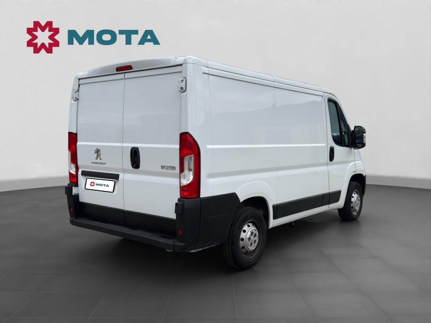 Peugeot Boxer 2.2 BlueHDi 333 Professional Panel Van 5dr Diesel Manual L1 H1 Euro 6 (s/s) (120 ps)