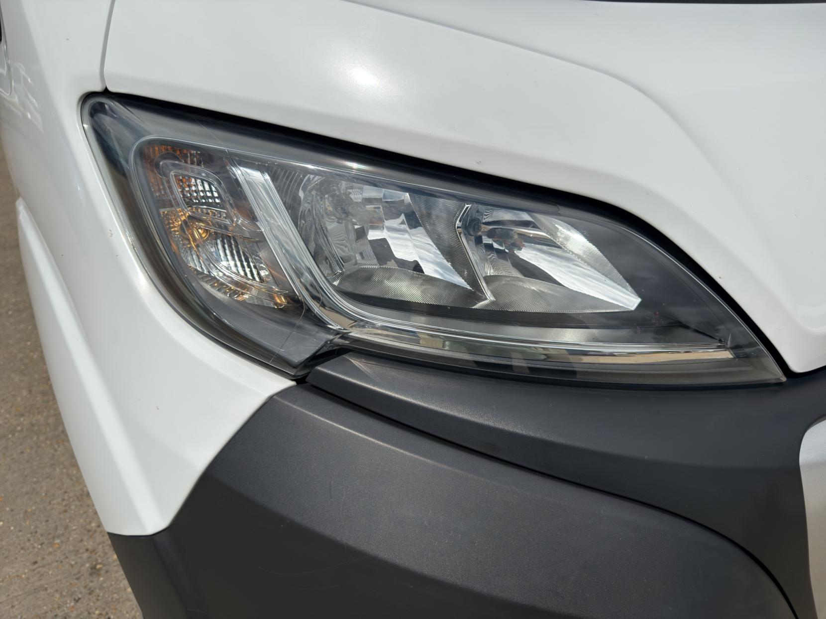 Peugeot Boxer 2.2 BlueHDi 333 Professional Panel Van 5dr Diesel Manual L1 H1 Euro 6 (s/s) (120 ps)