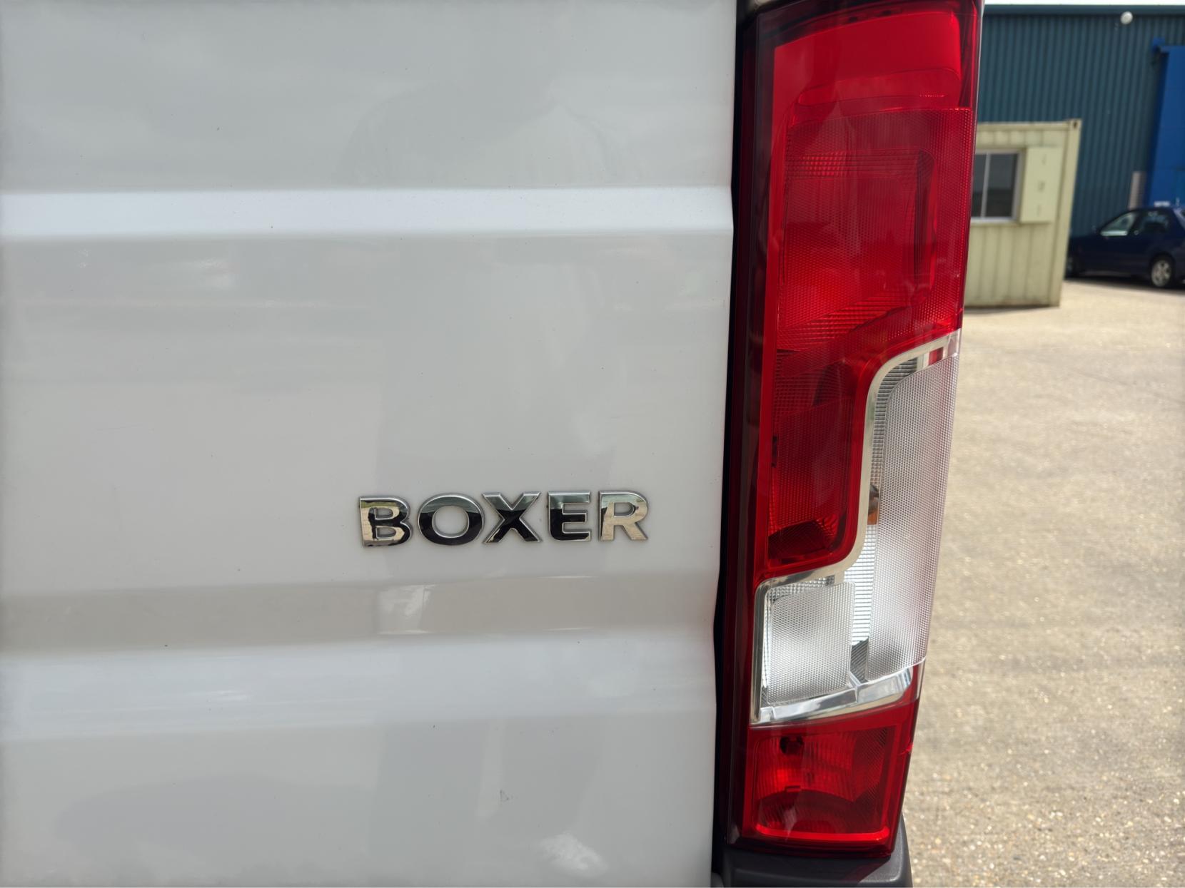 Peugeot Boxer 2.2 BlueHDi 333 Professional Panel Van 5dr Diesel Manual L1 H1 Euro 6 (s/s) (120 ps)