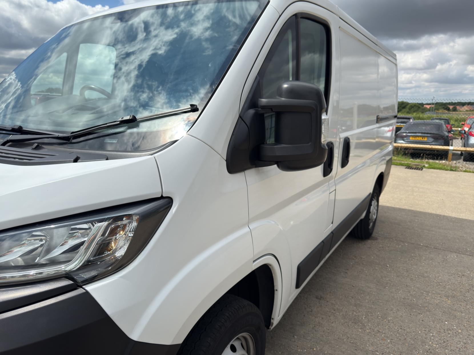 Peugeot Boxer 2.2 BlueHDi 333 Professional Panel Van 5dr Diesel Manual L1 H1 Euro 6 (s/s) (120 ps)
