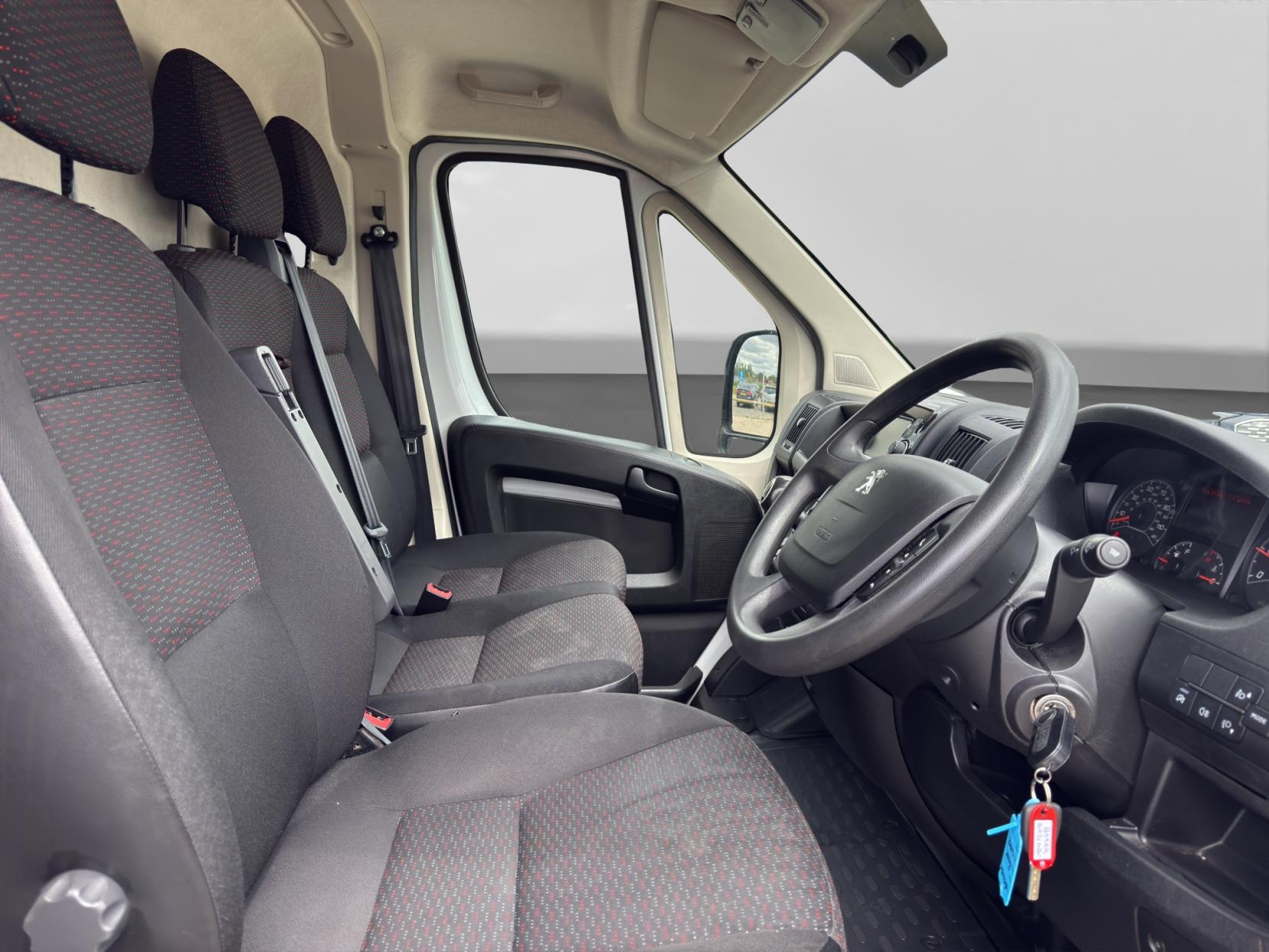 Peugeot Boxer 2.2 BlueHDi 333 Professional Panel Van 5dr Diesel Manual L1 H1 Euro 6 (s/s) (120 ps)