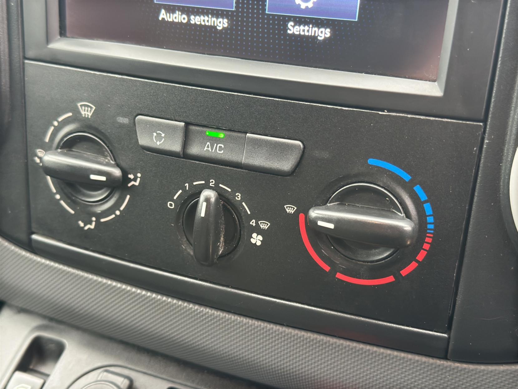 Peugeot Partner 1.6 BlueHDi 651 Professional Panel Van 5dr Diesel Manual L1 (112 g/km, 73.97 bhp)