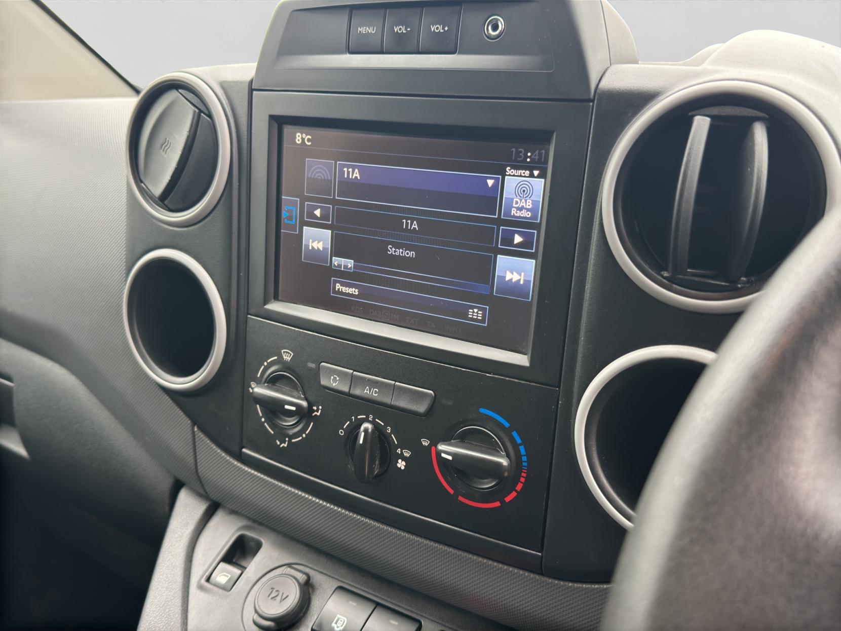 Peugeot Partner 1.6 BlueHDi 651 Professional Panel Van 5dr Diesel Manual L1 (112 g/km, 73.97 bhp)