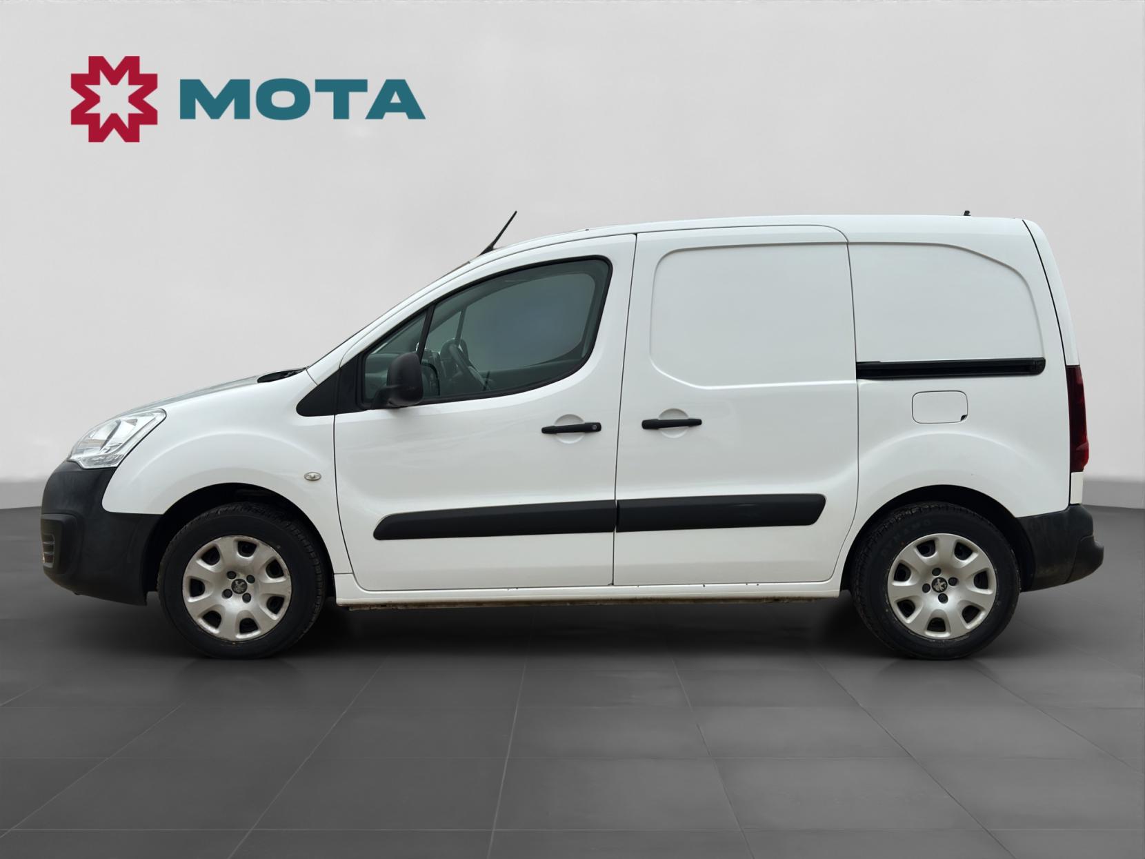 Peugeot Partner 1.6 BlueHDi 651 Professional Panel Van 5dr Diesel Manual L1 (112 g/km, 73.97 bhp)