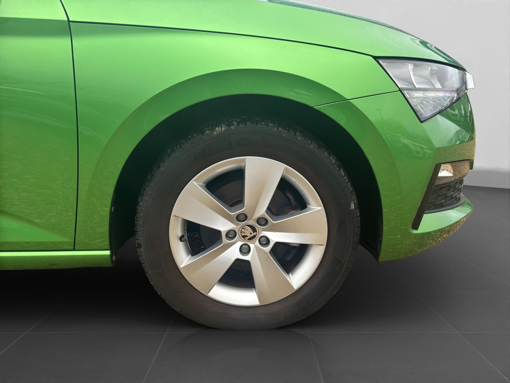 Skoda Scala 1.0 TSI SE Hatchback 5dr Petrol Manual Euro 6 (s/s) (115 ps)