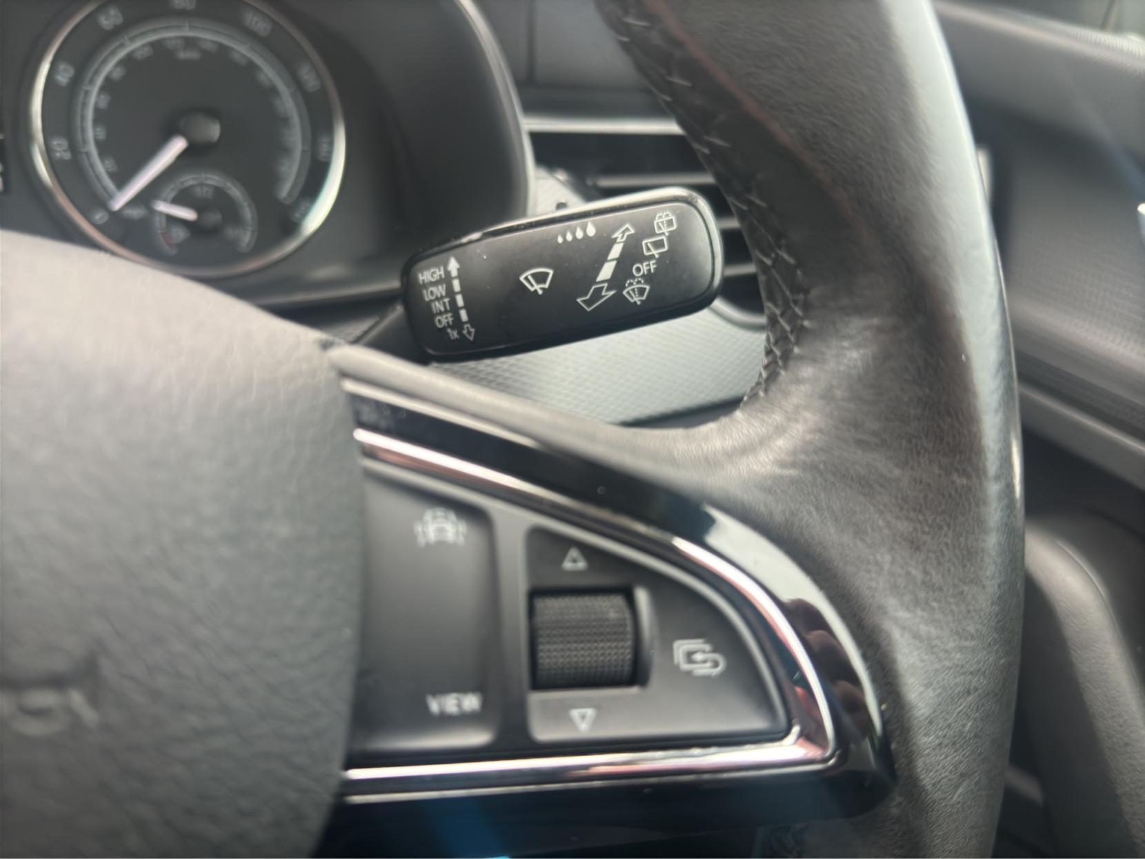 Skoda Scala 1.0 TSI SE Hatchback 5dr Petrol Manual Euro 6 (s/s) (115 ps)