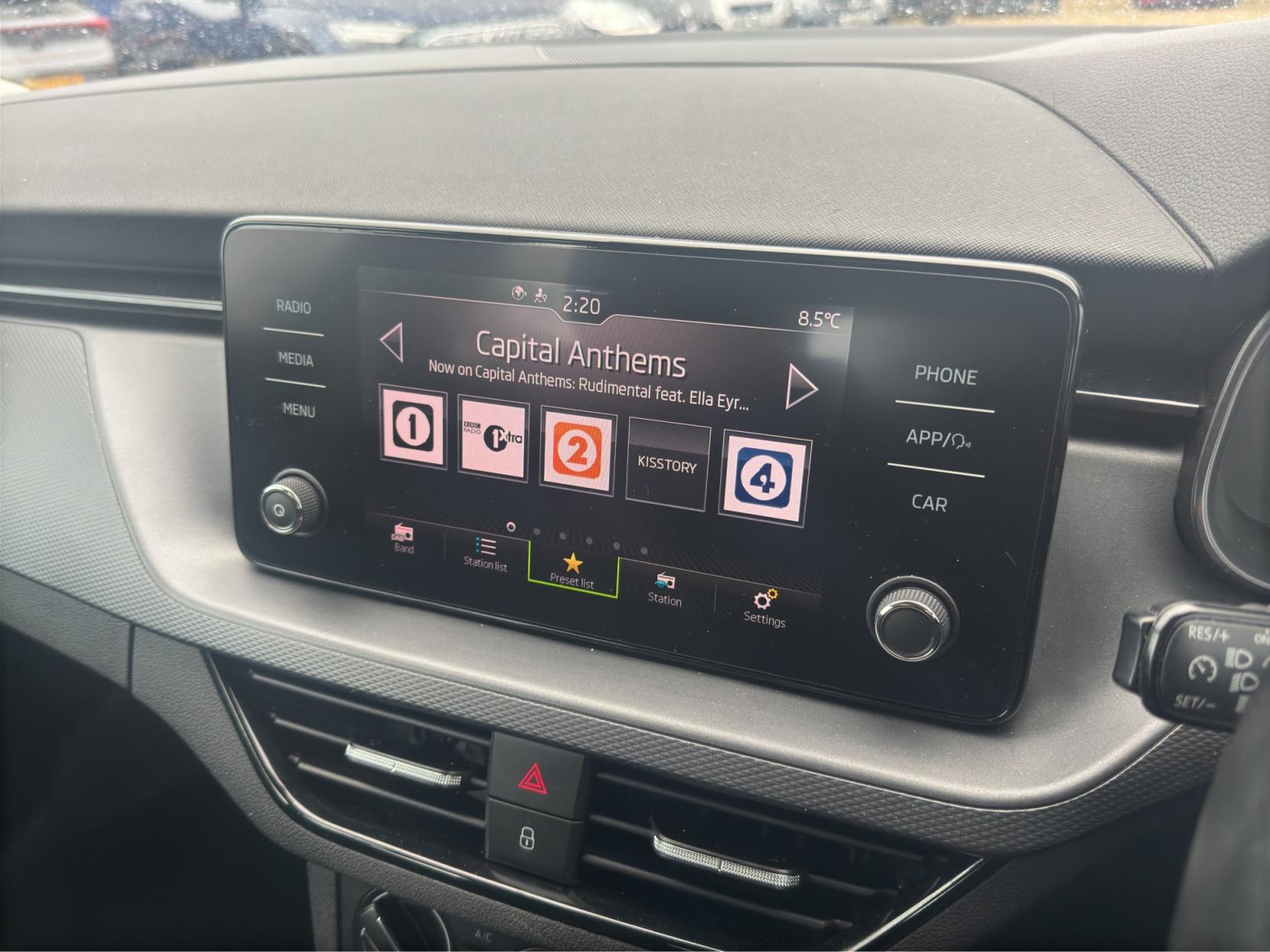 Skoda Scala 1.0 TSI SE Hatchback 5dr Petrol Manual Euro 6 (s/s) (115 ps)