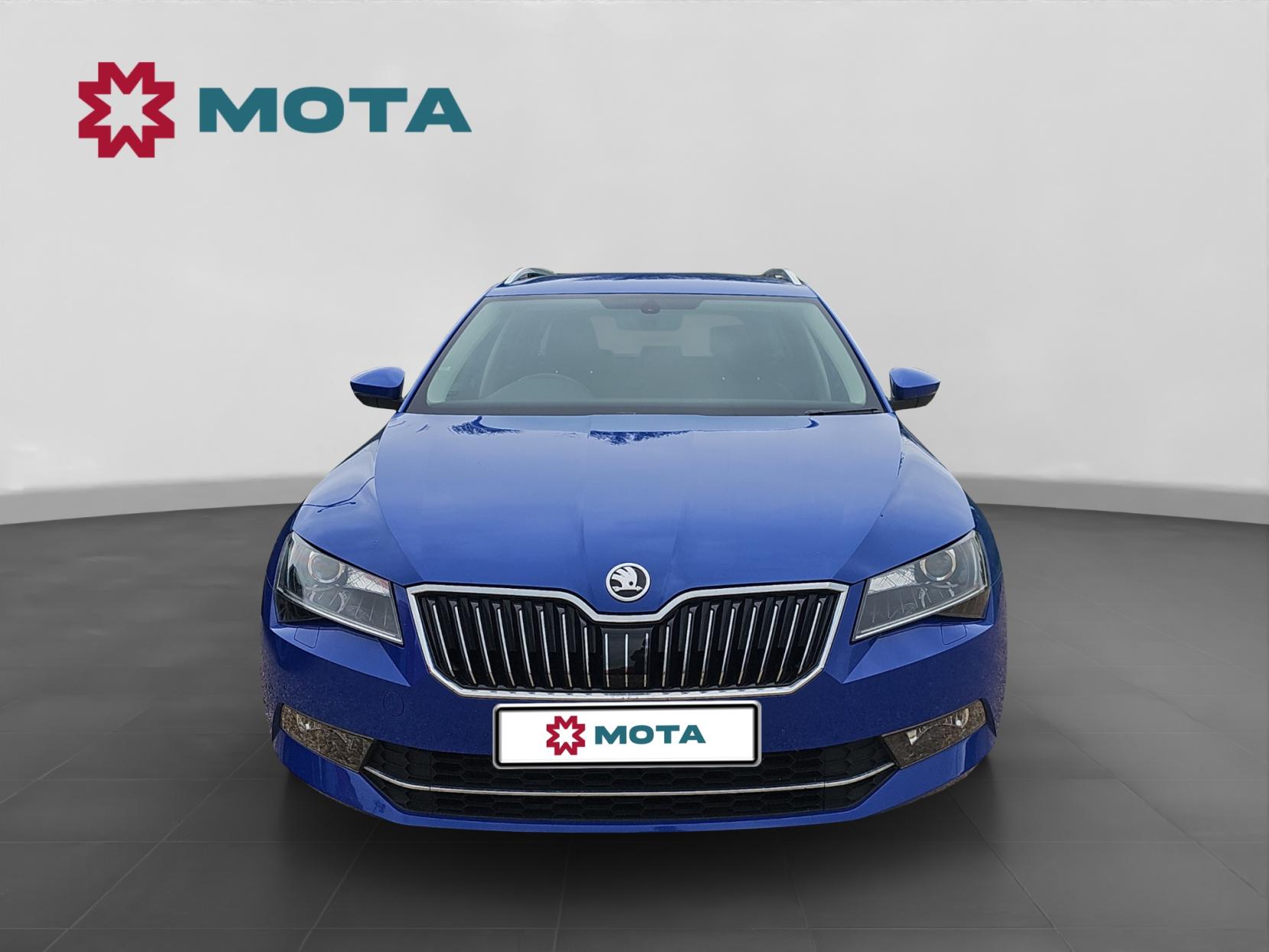 Skoda Superb 2.0 TDI SE L Executive Estate 5dr Diesel Manual Euro 6 (s/s) (150 ps)