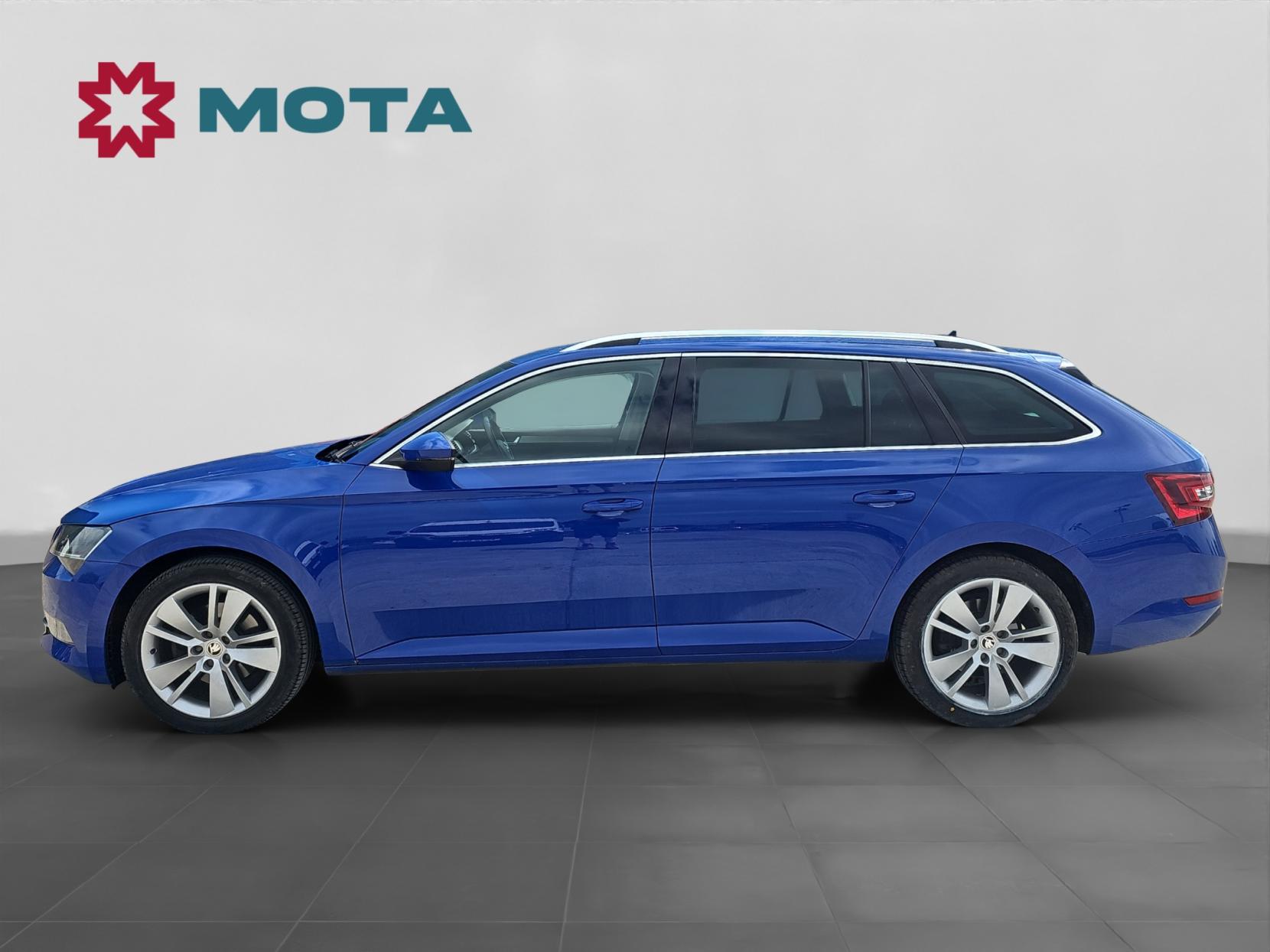 Skoda Superb 2.0 TDI SE L Executive Estate 5dr Diesel Manual Euro 6 (s/s) (150 ps)