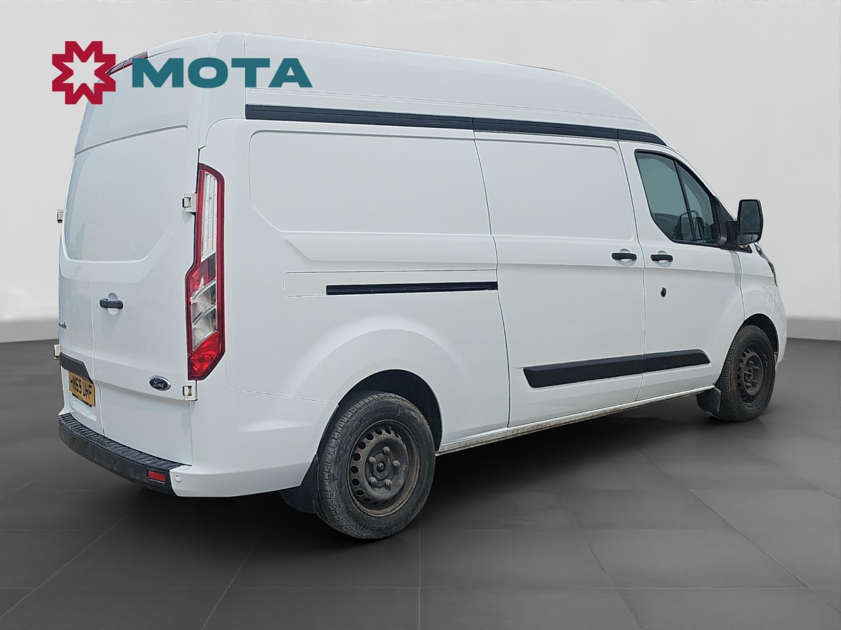 Ford Transit Custom 2.0 320 EcoBlue Trend Panel Van 5dr Diesel Manual L2 H2 Euro 6 (s/s) (130 ps)