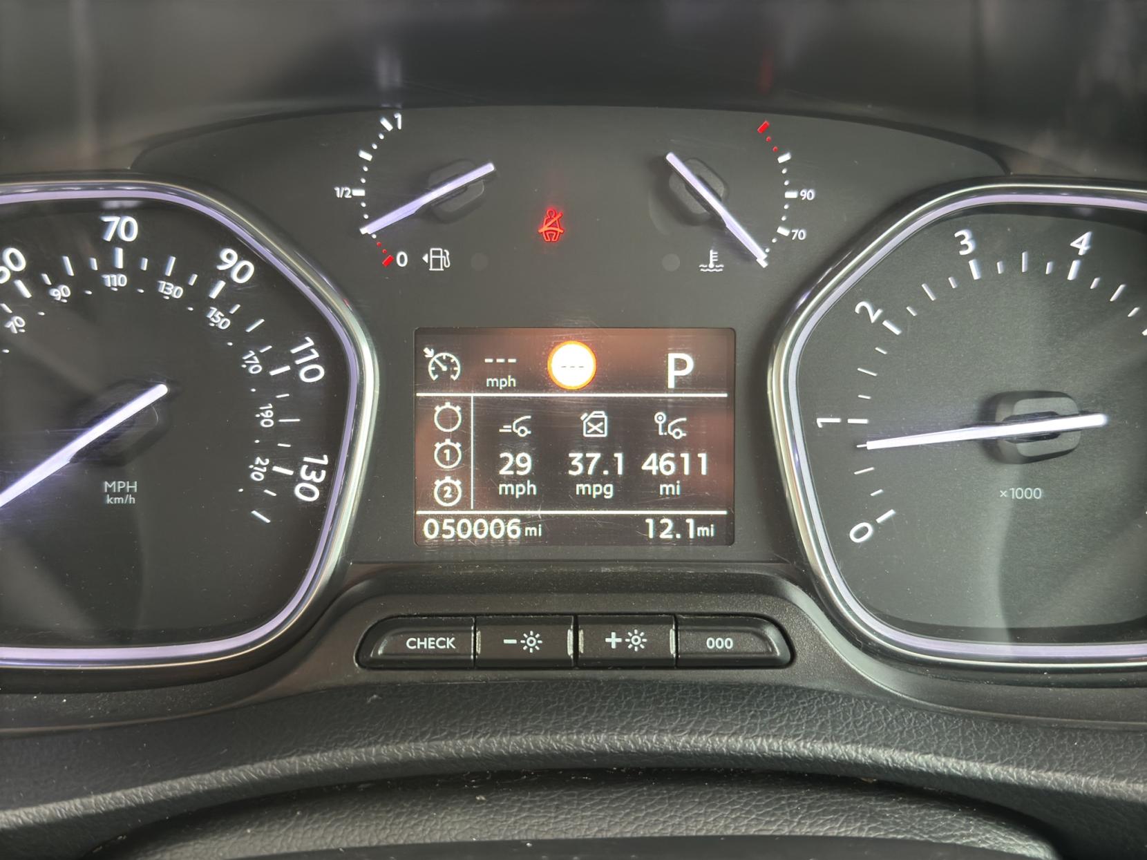 Peugeot Traveller 2.0 BlueHDi Allure Standard MPV 5dr Diesel EAT6 MWB Euro 6 (s/s) (180 ps)