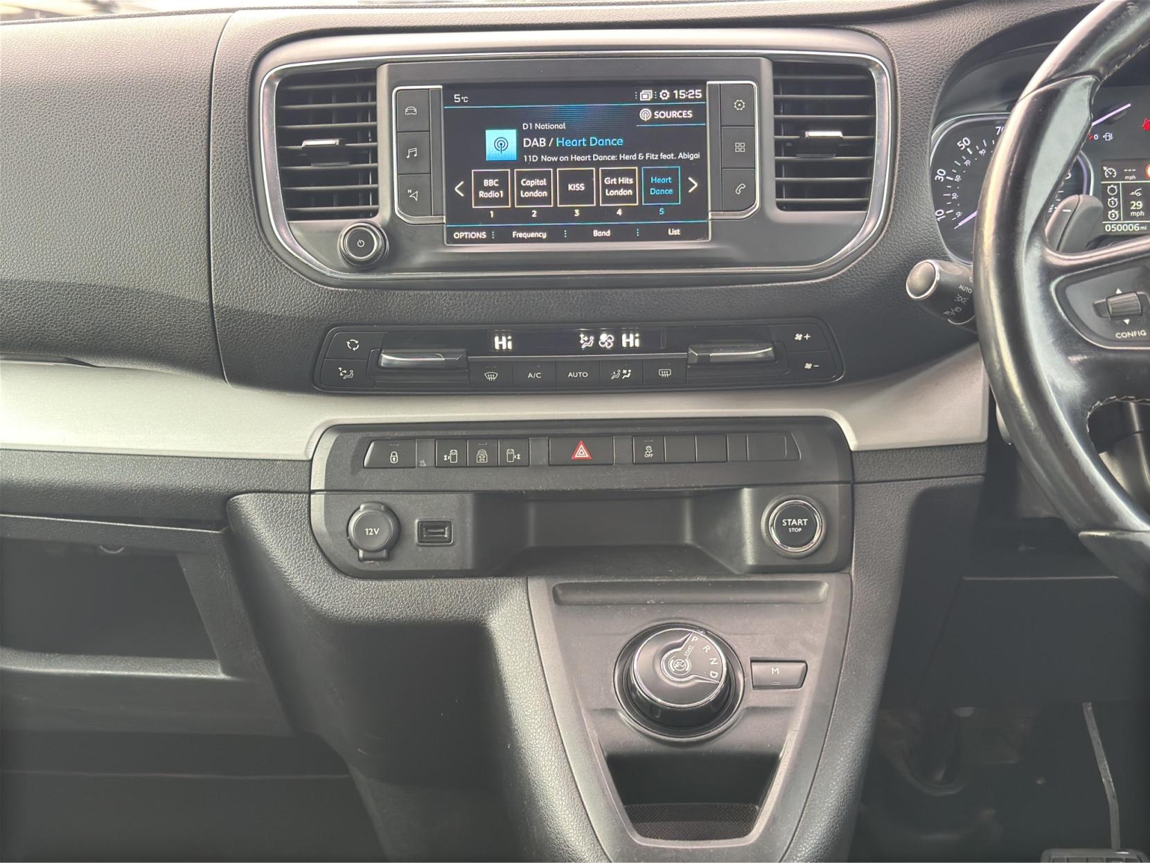 Peugeot Traveller 2.0 BlueHDi Allure Standard MPV 5dr Diesel EAT6 MWB Euro 6 (s/s) (180 ps)