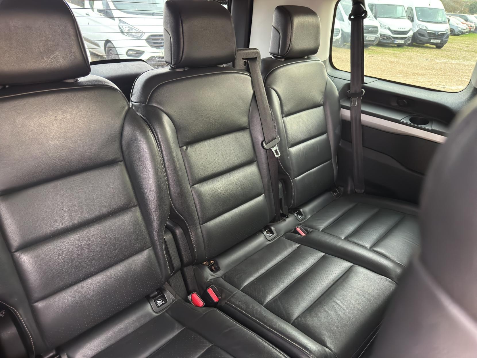 Peugeot Traveller 2.0 BlueHDi Allure Standard MPV 5dr Diesel EAT6 MWB Euro 6 (s/s) (180 ps)