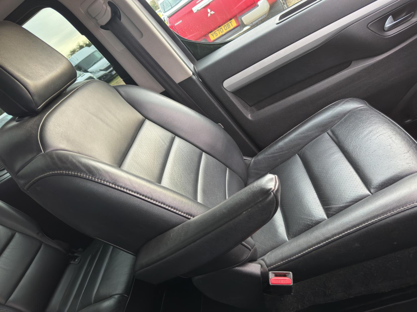 Peugeot Traveller 2.0 BlueHDi Allure Standard MPV 5dr Diesel EAT6 MWB Euro 6 (s/s) (180 ps)