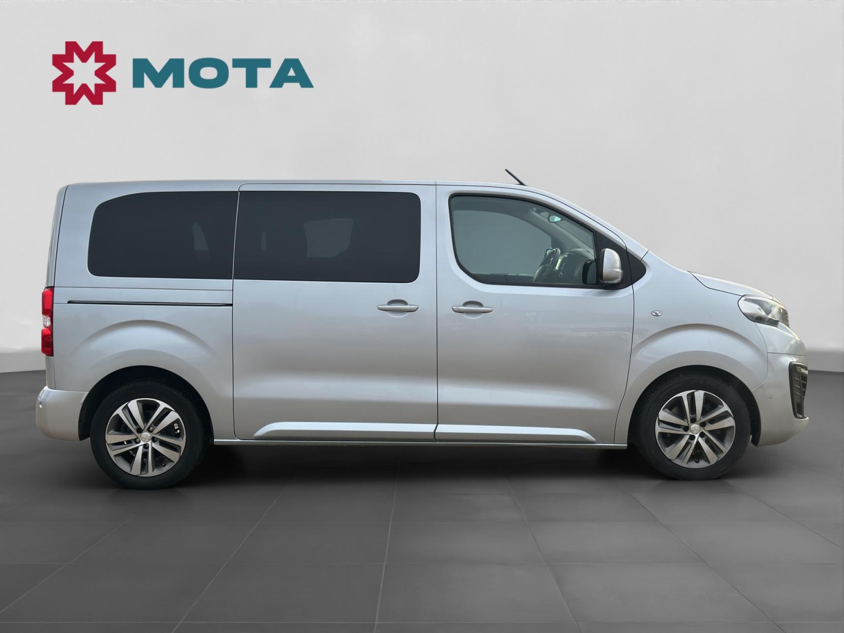 Peugeot Traveller 2.0 BlueHDi Allure Standard MPV 5dr Diesel EAT6 MWB Euro 6 (s/s) (180 ps)