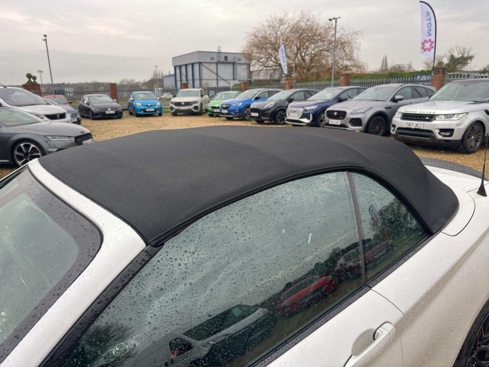 BMW 2 Series 3.0 M235i Convertible 2dr Petrol Auto Euro 6 (s/s) (326 ps)