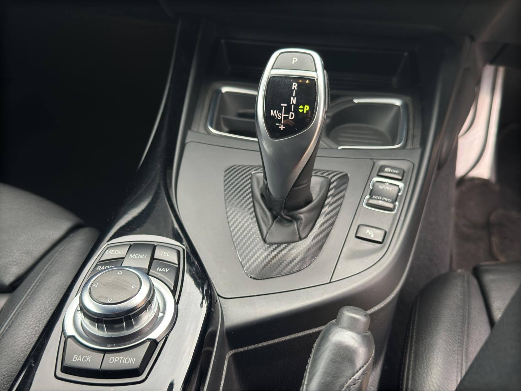 BMW 2 Series 3.0 M235i Convertible 2dr Petrol Auto Euro 6 (s/s) (326 ps)