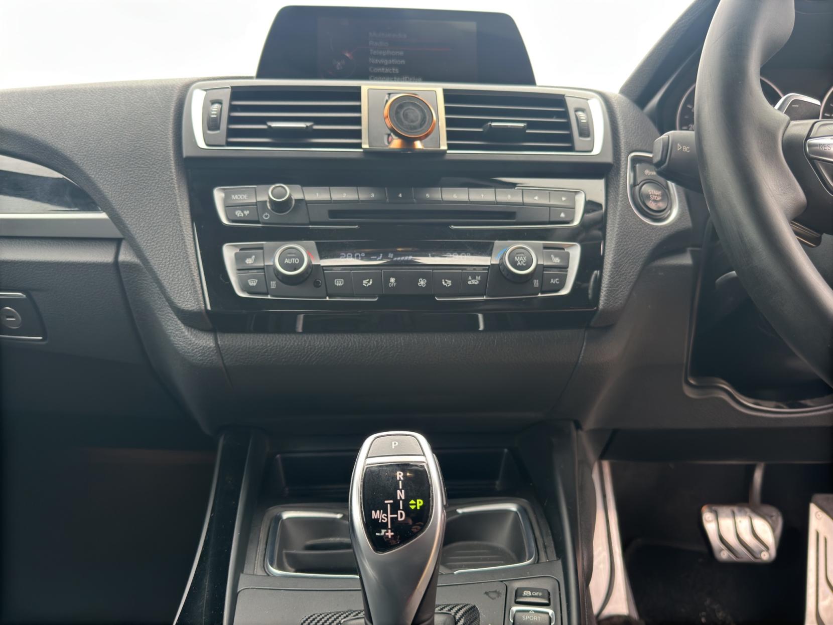 BMW 2 Series 3.0 M235i Convertible 2dr Petrol Auto Euro 6 (s/s) (326 ps)