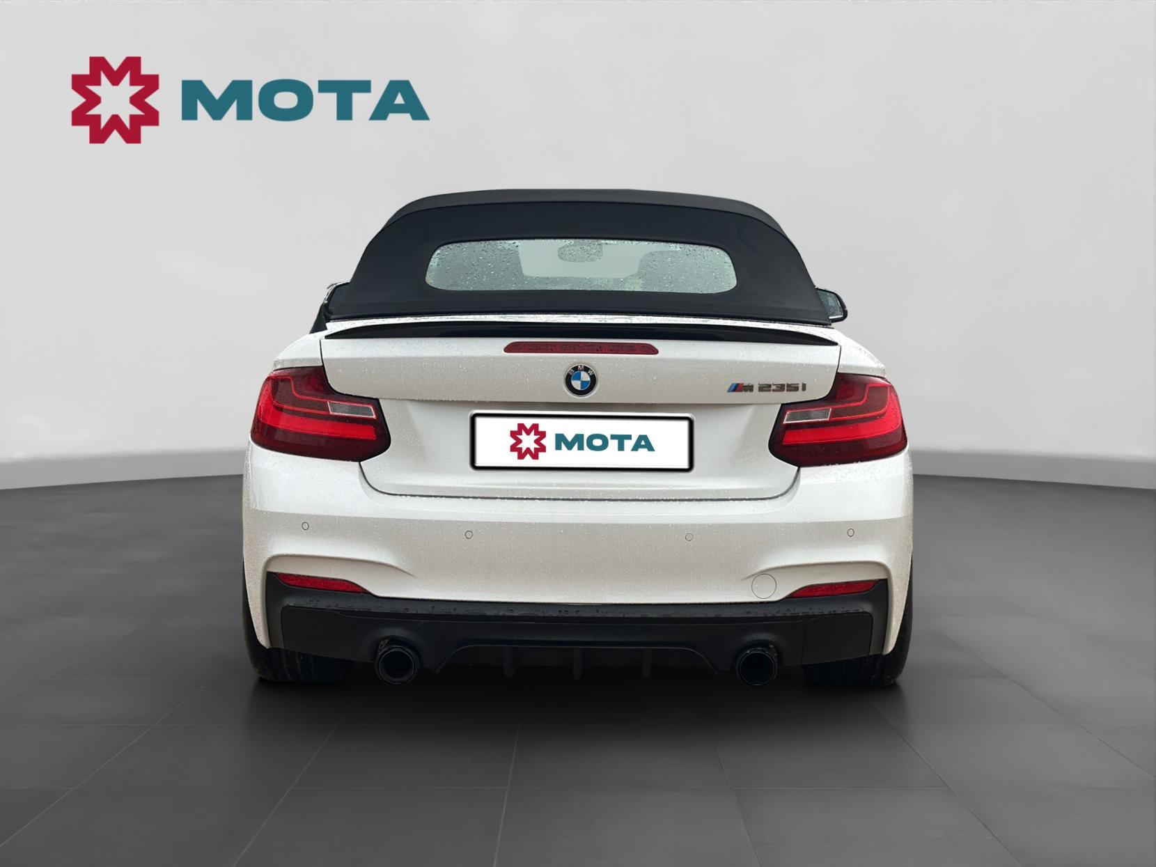 BMW 2 Series 3.0 M235i Convertible 2dr Petrol Auto Euro 6 (s/s) (326 ps)