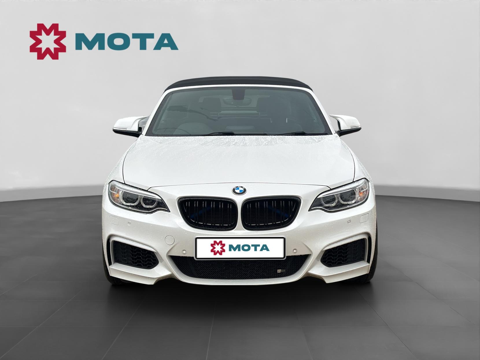 BMW 2 Series 3.0 M235i Convertible 2dr Petrol Auto Euro 6 (s/s) (326 ps)