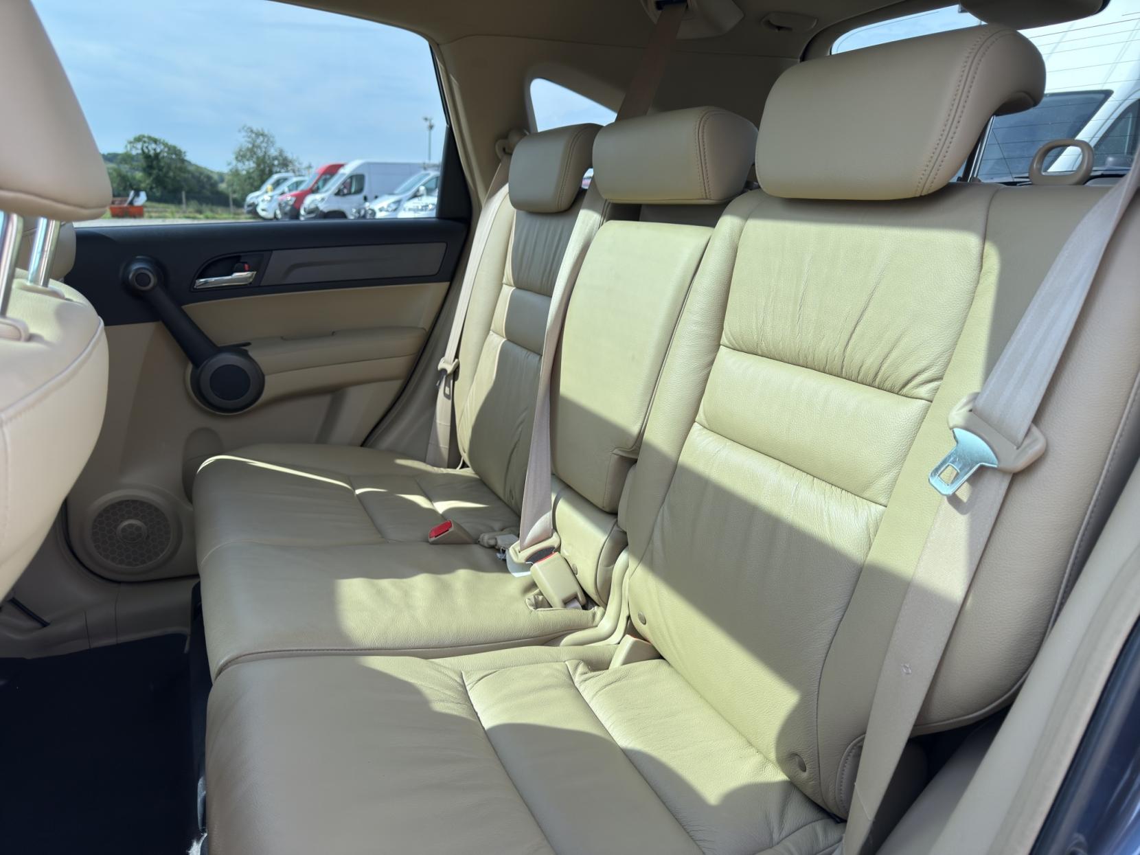 Honda CR-V 2.2 i-DTEC EX SUV 5dr Diesel Auto 4WD Euro 5 (150 ps)