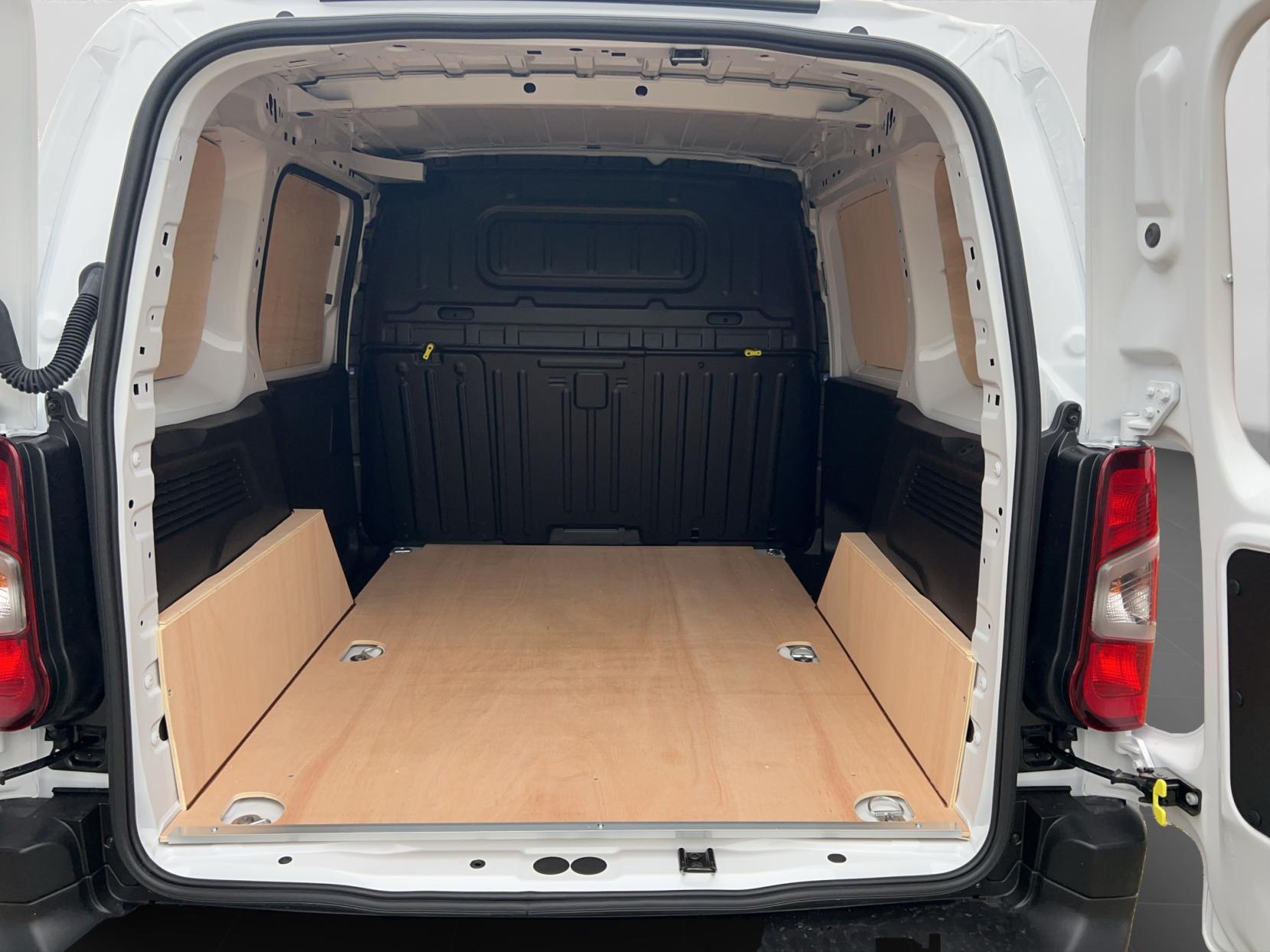 Peugeot Partner 1.5 BlueHDi 1000 Professional Standard Panel Van 5dr Diesel Manual SWB Euro 6 (s/s) (100 ps)