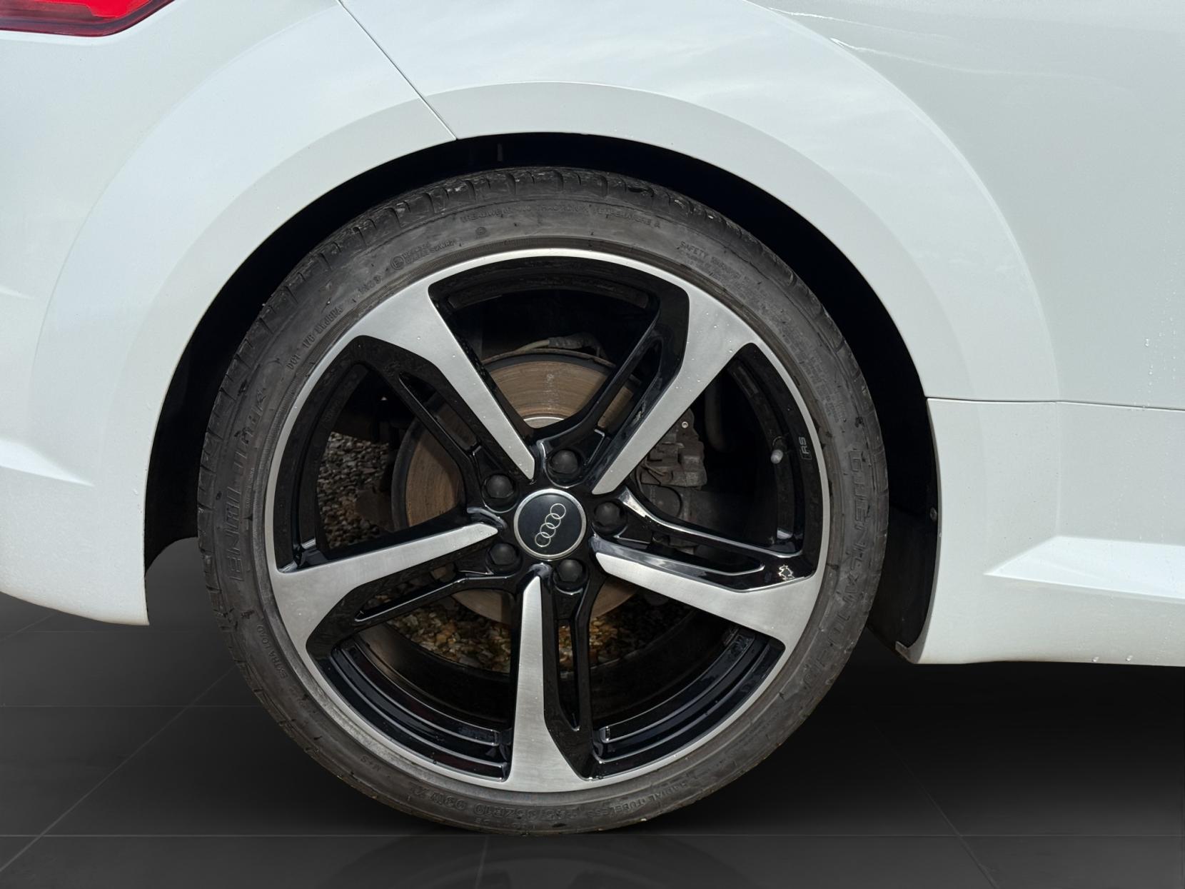 Audi TT 2.0 TDI Black Edition Coupe 3dr Diesel S Tronic quattro Euro 6 (s/s) (184 ps)