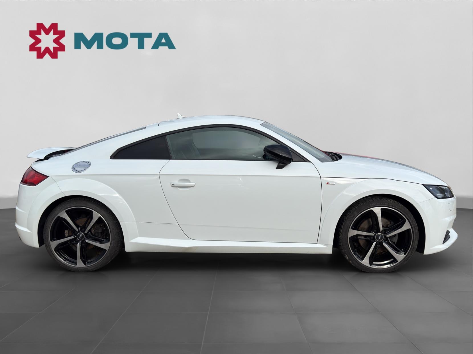 Audi TT 2.0 TDI Black Edition Coupe 3dr Diesel S Tronic quattro Euro 6 (s/s) (184 ps)