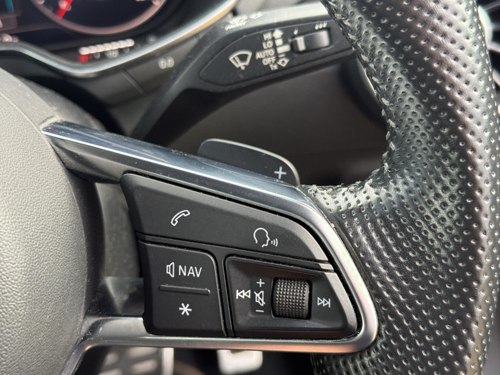 Audi TT 2.0 TDI Black Edition Coupe 3dr Diesel S Tronic quattro Euro 6 (s/s) (184 ps)