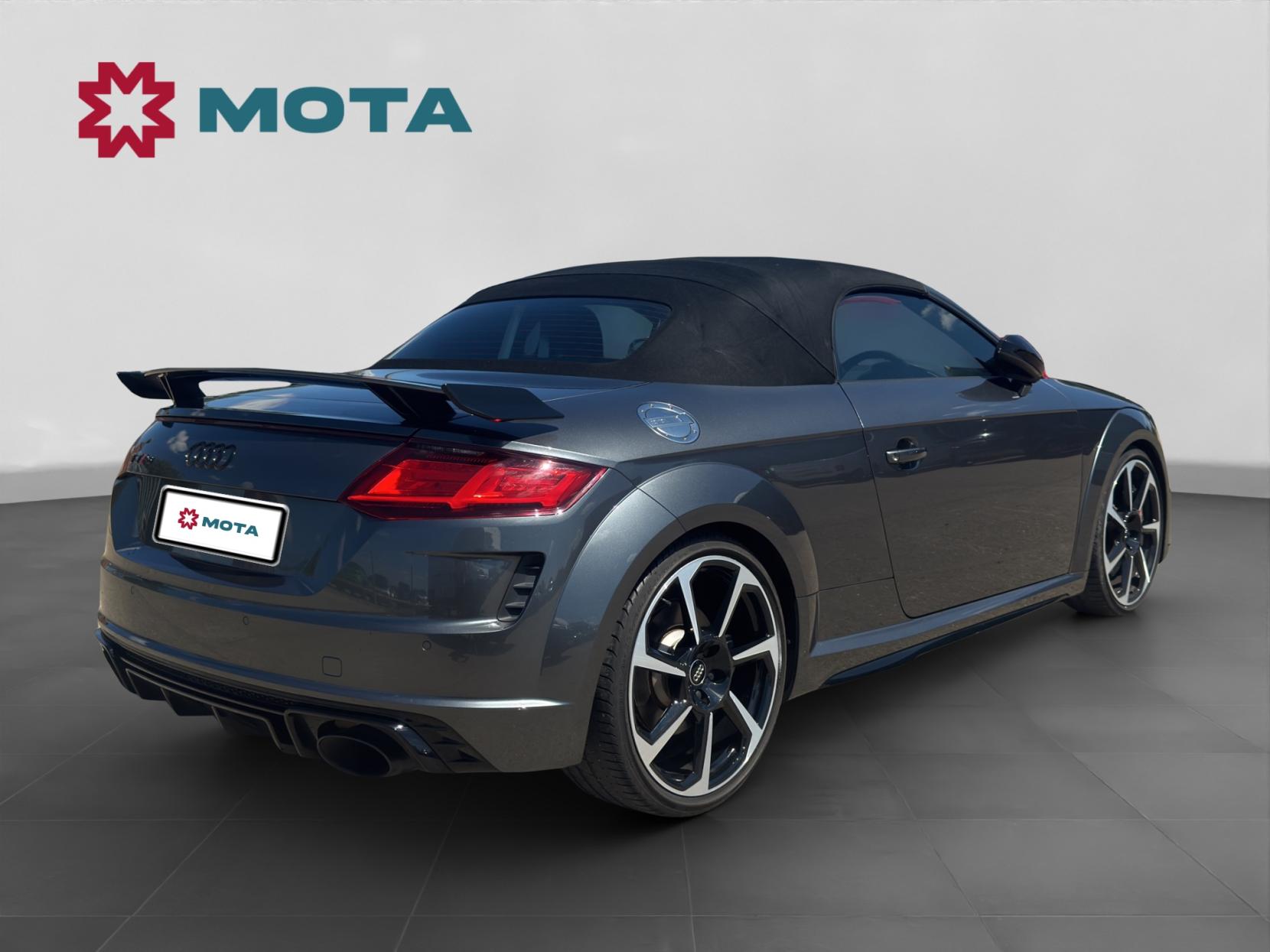 Audi TT RS 2.5 TFSI Sport Edition Roadster 2dr Petrol S Tronic quattro Euro 6 (s/s) (400 ps)