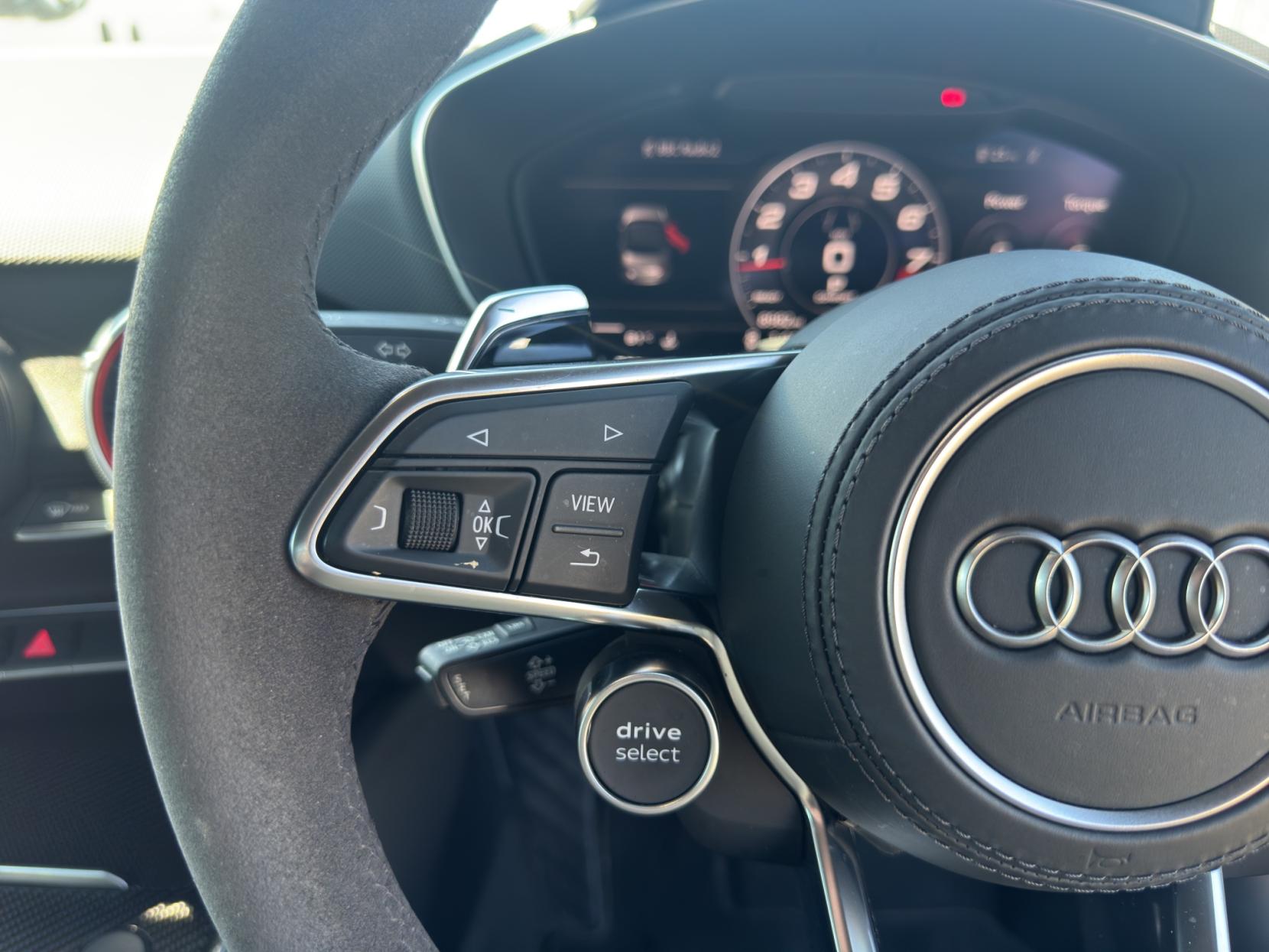 Audi TT RS 2.5 TFSI Sport Edition Roadster 2dr Petrol S Tronic quattro Euro 6 (s/s) (400 ps)
