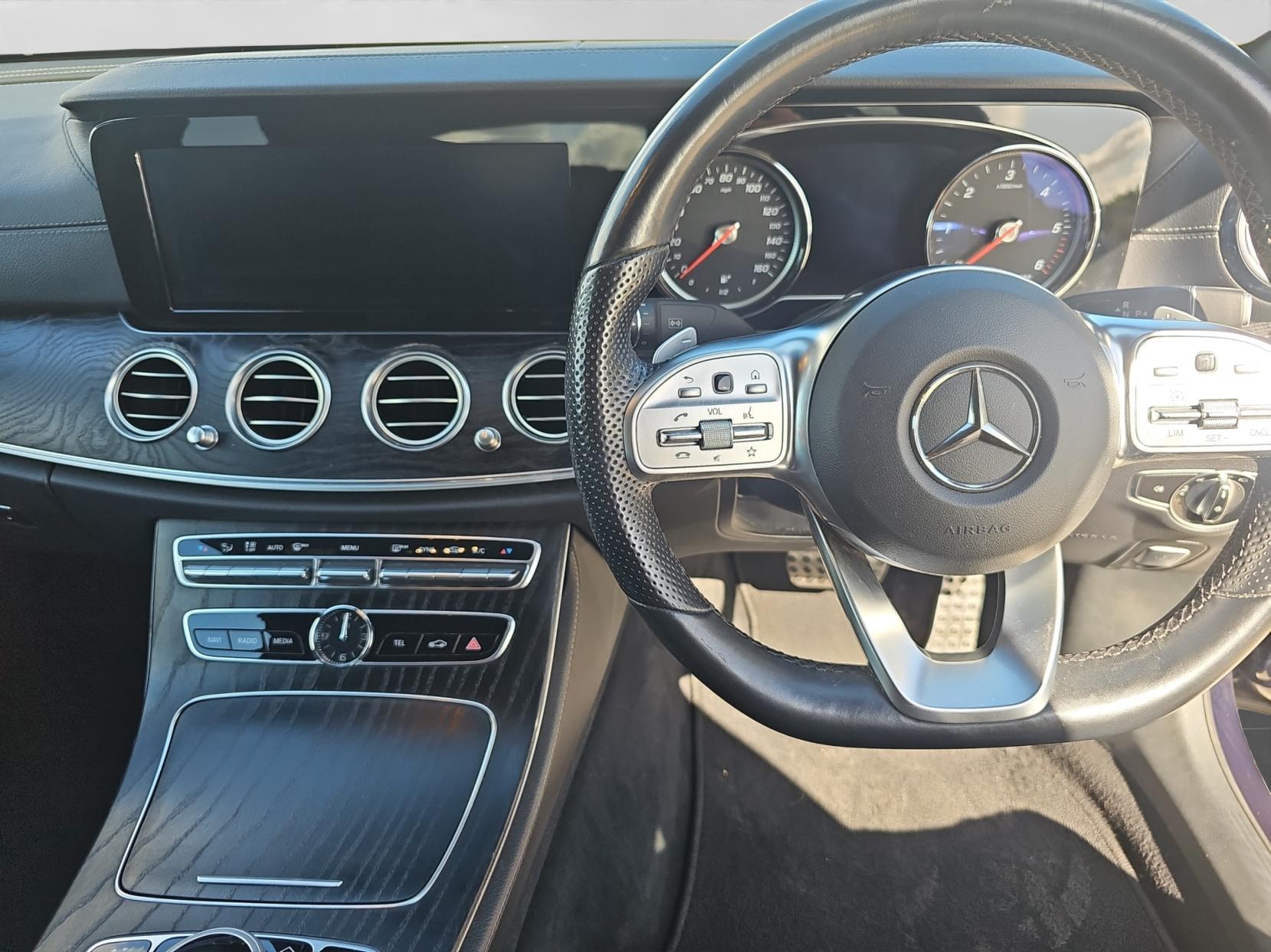 Mercedes-Benz E Class 2.9 E400d AMG Line Saloon 4dr Diesel G-Tronic+ 4MATIC Euro 6 (s/s) (340 ps)