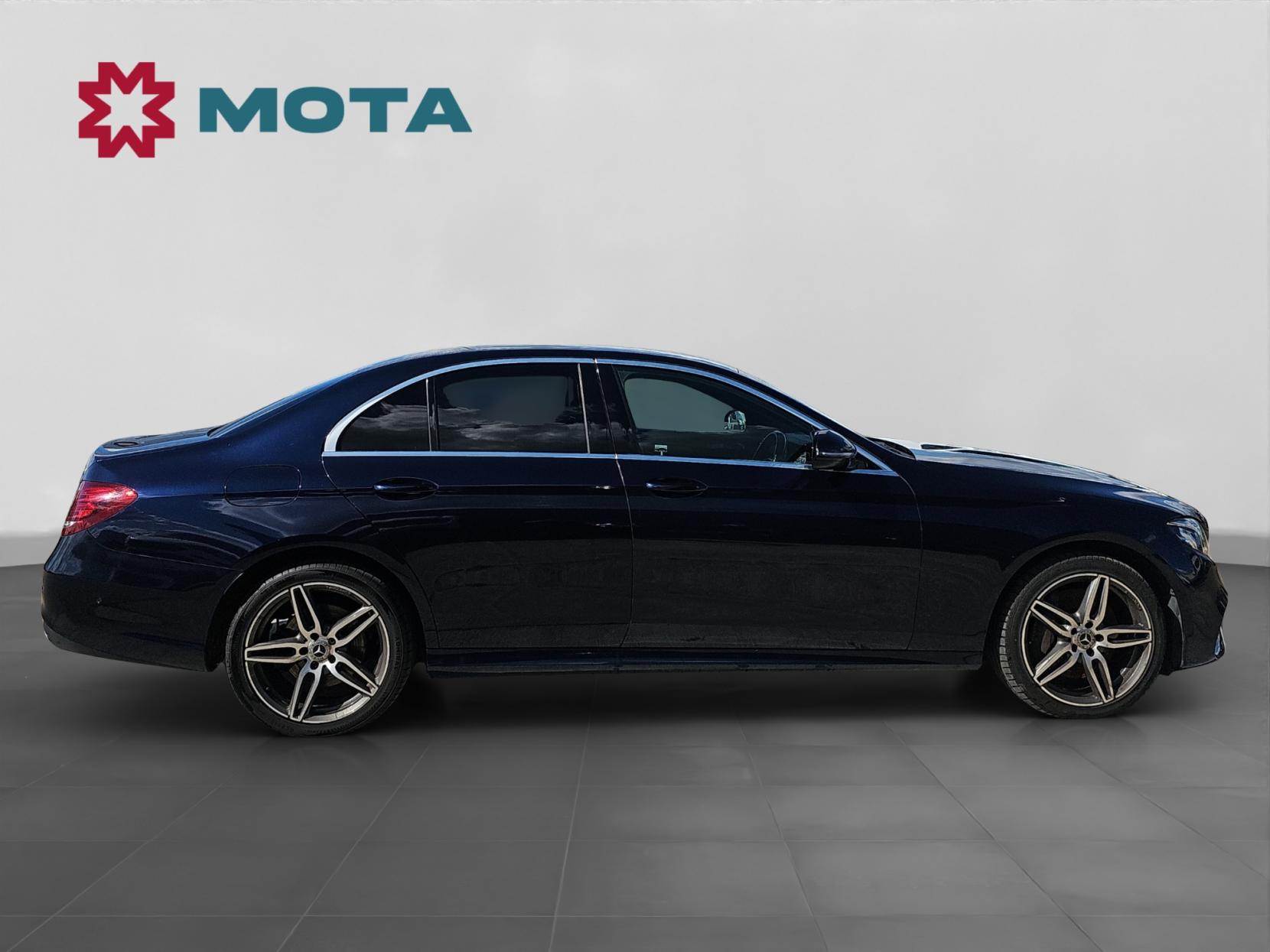 Mercedes-Benz E Class 2.9 E400d AMG Line Saloon 4dr Diesel G-Tronic+ 4MATIC Euro 6 (s/s) (340 ps)