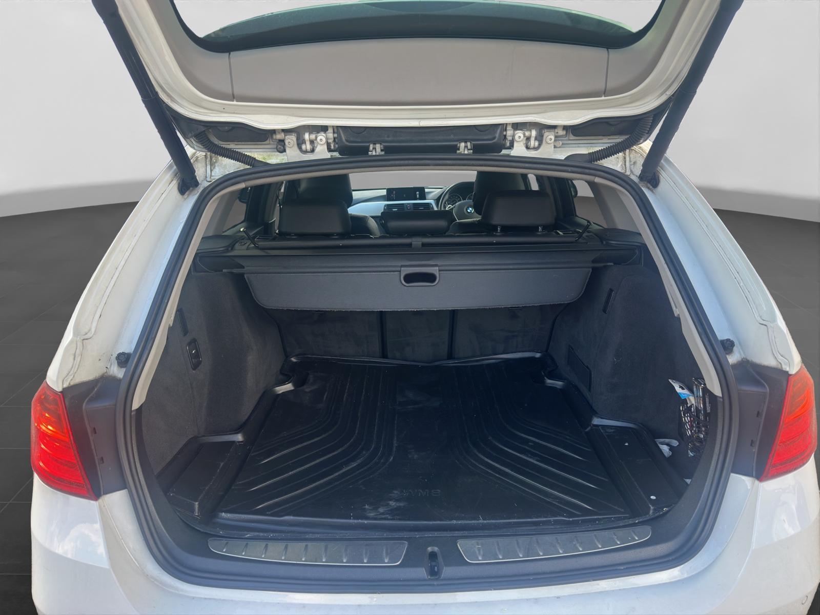 BMW 3 Series 3.0