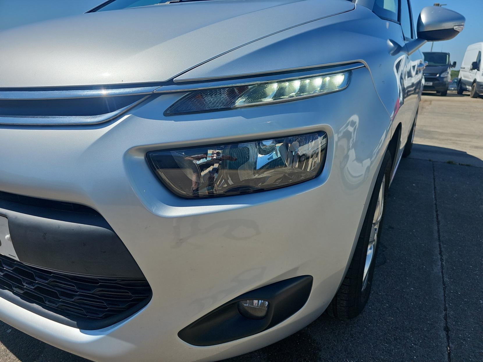 Citroen C4 Picasso 1.6 e-HDi VTR+ MPV 5dr Diesel Manual Euro 5 (s/s) (115 ps)