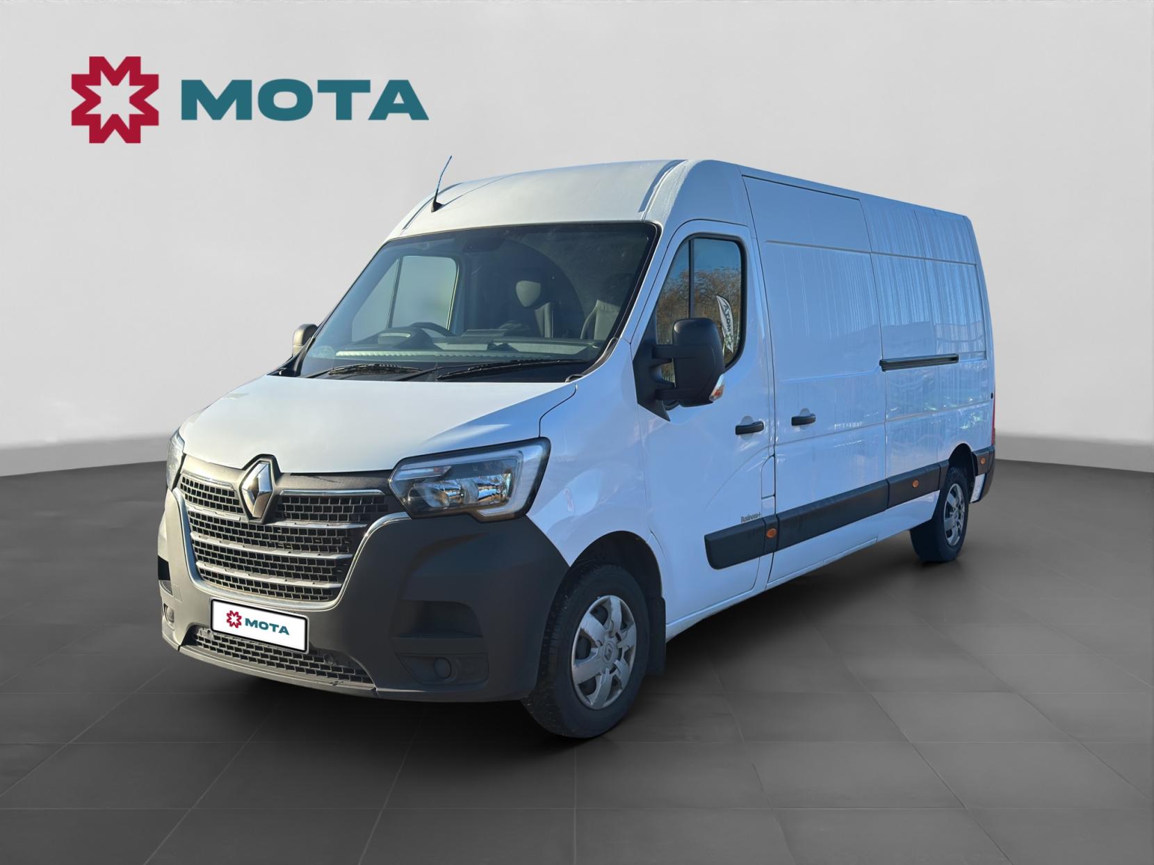 Renault Master 2.3 dCi 35 Business+ Panel Van 4dr Diesel Manual FWD LWB Medium Roof Euro 6 (135 ps)