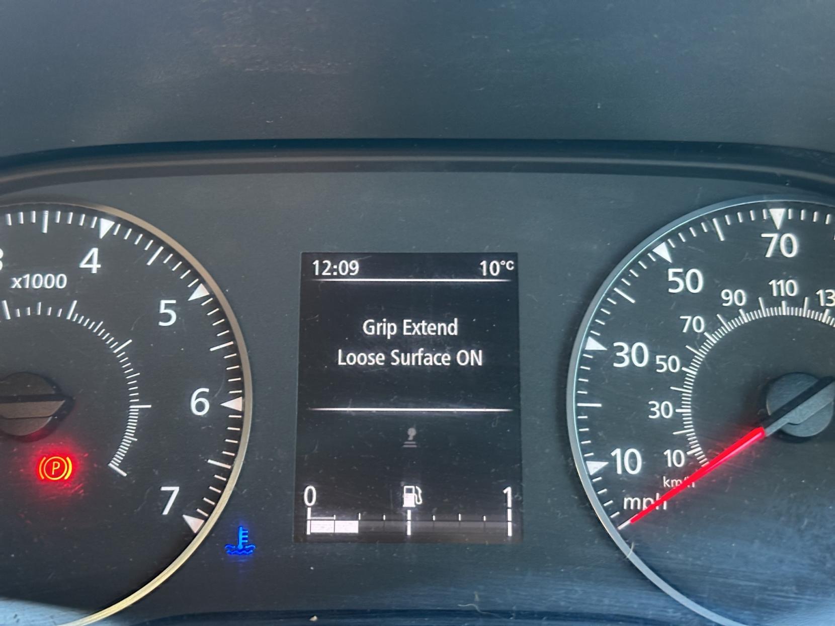 Renault Master 2.3 dCi 35 Business+ Panel Van 4dr Diesel Manual FWD LWB Medium Roof Euro 6 (135 ps)