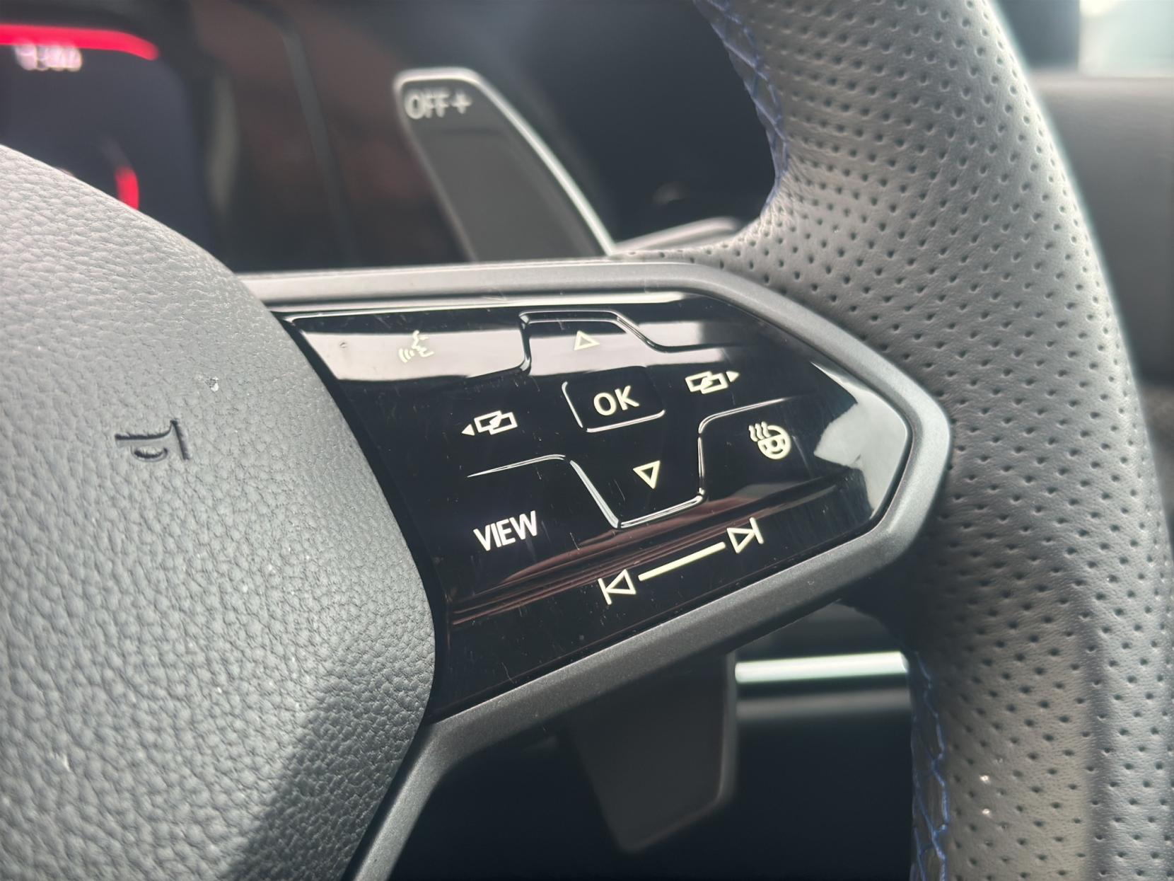 Volkswagen Golf 2.0 TSI R Hatchback 5dr Petrol DSG 4Motion Euro 6 (s/s) (320 ps)