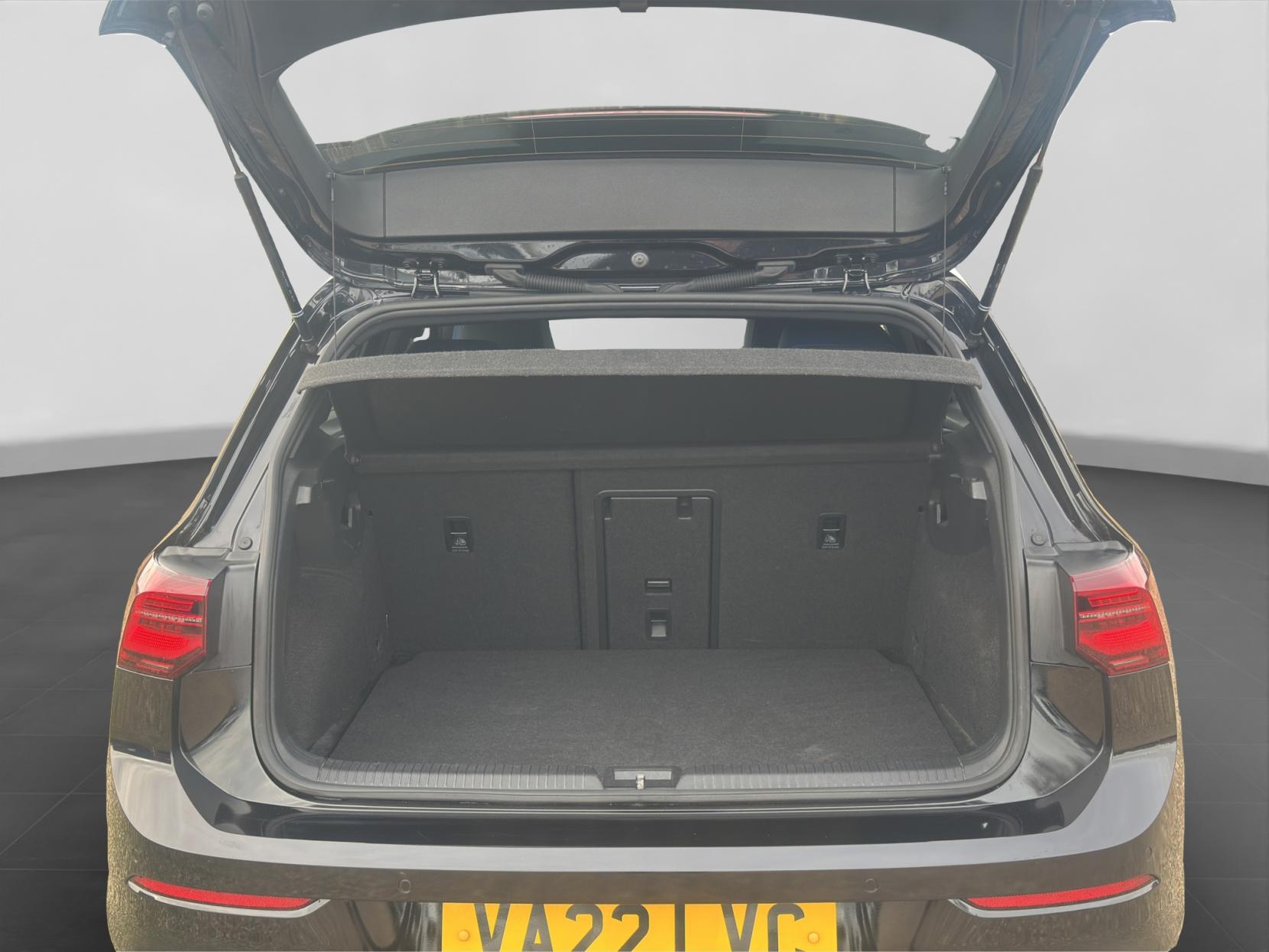 Volkswagen Golf 2.0 TSI R Hatchback 5dr Petrol DSG 4Motion Euro 6 (s/s) (320 ps)