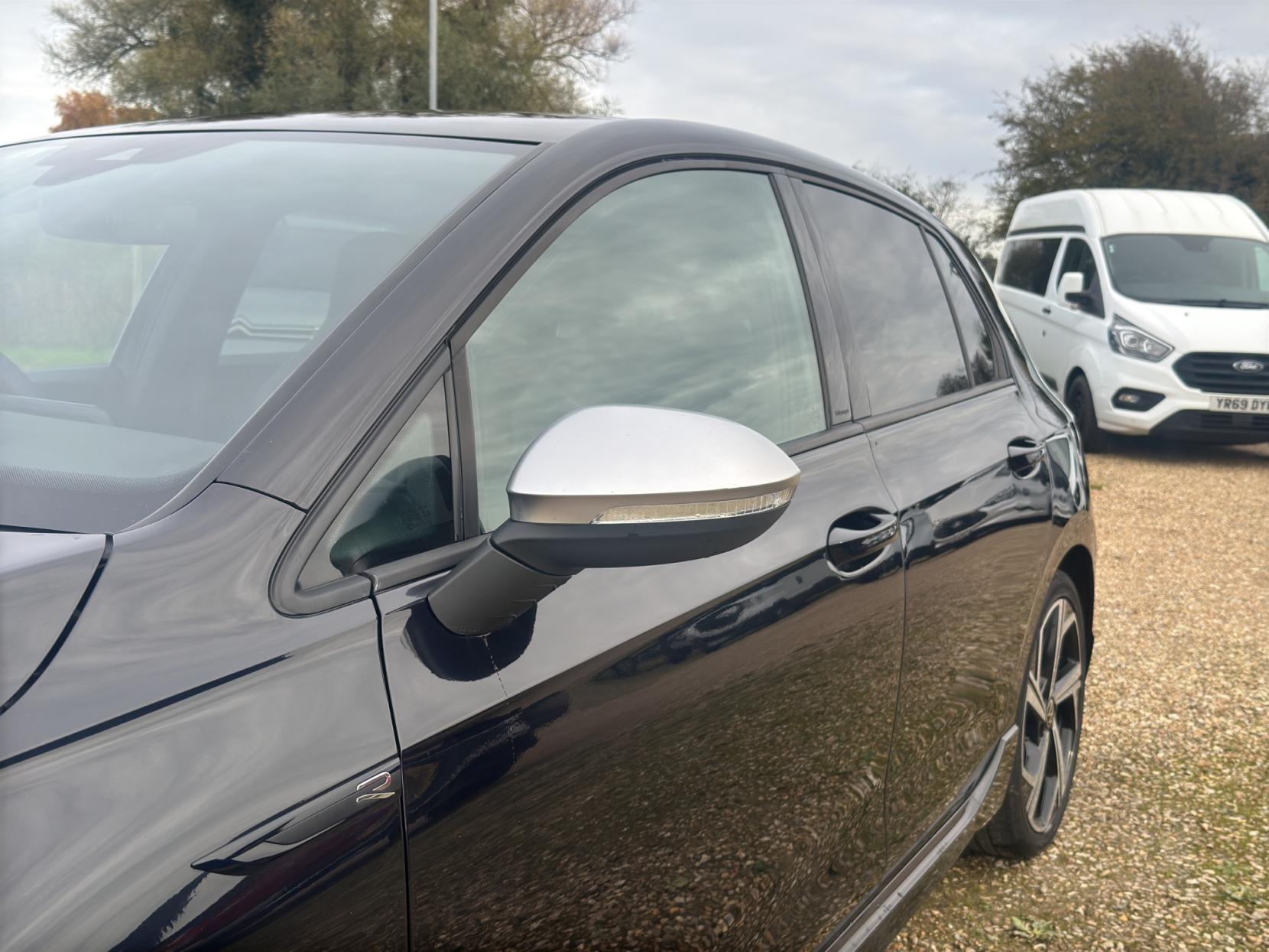 Volkswagen Golf 2.0 TSI R Hatchback 5dr Petrol DSG 4Motion Euro 6 (s/s) (320 ps)