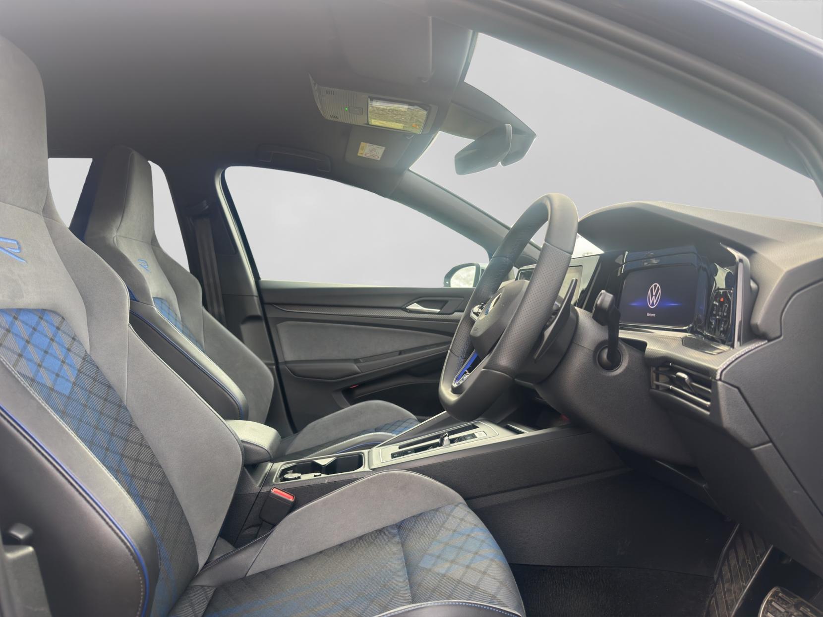 Volkswagen Golf 2.0 TSI R Hatchback 5dr Petrol DSG 4Motion Euro 6 (s/s) (320 ps)