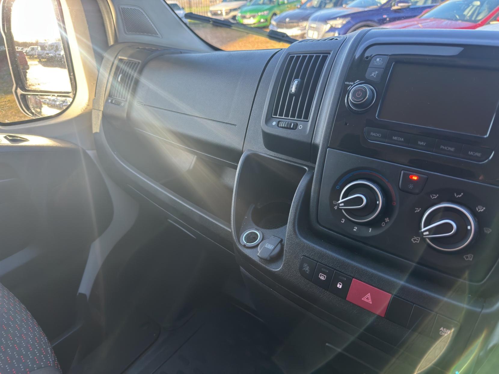 Vauxhall Movano 2.2 CDTi 3500 BiTurbo Dynamic Panel Van 5dr Diesel Manual FWD L3 H2 Euro 6 (s/s) (140 ps)