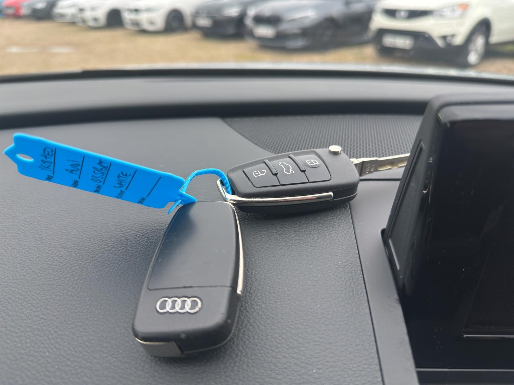 Audi Q3 2.0 TDI Sport SUV 5dr Diesel Manual Euro 6 (s/s) (150 ps)