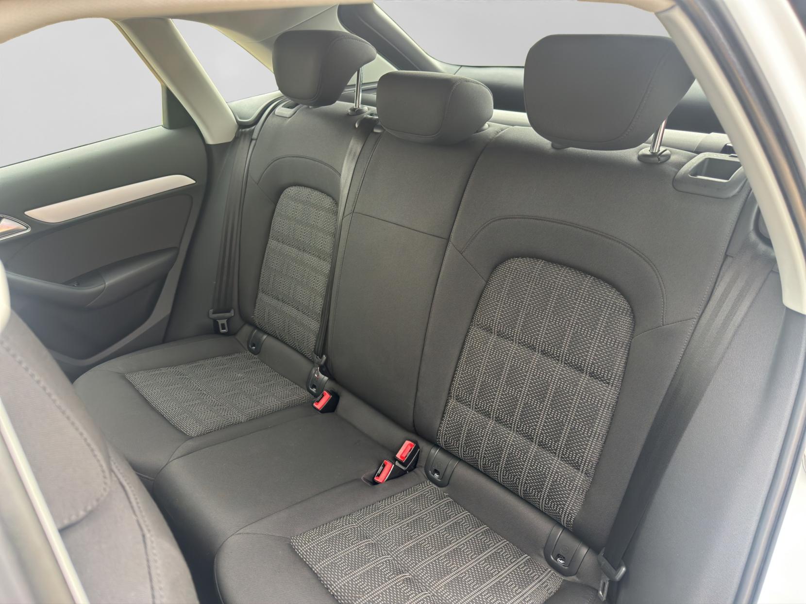 Audi Q3 2.0 TDI Sport SUV 5dr Diesel Manual Euro 6 (s/s) (150 ps)