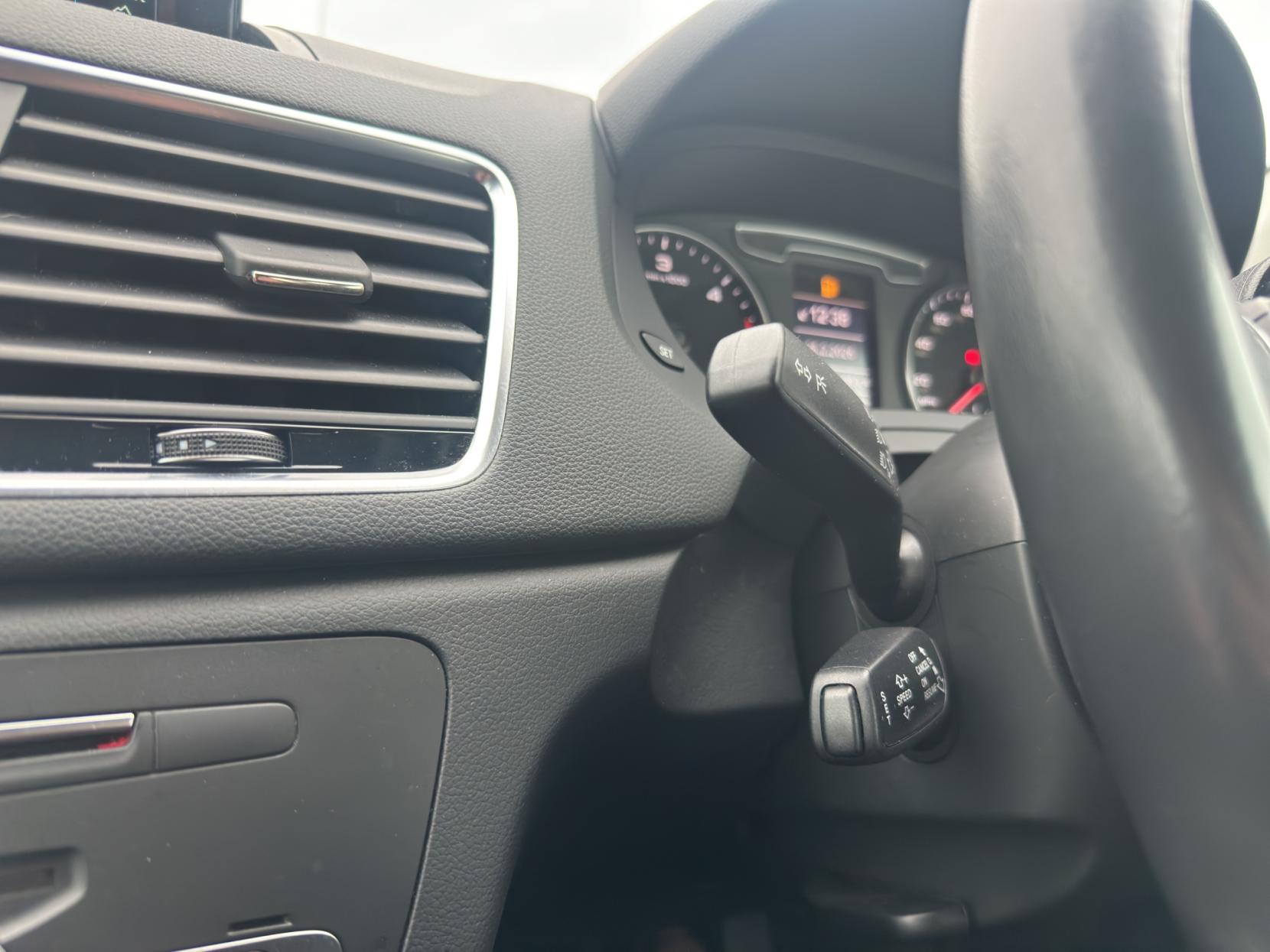 Audi Q3 2.0 TDI Sport SUV 5dr Diesel Manual Euro 6 (s/s) (150 ps)