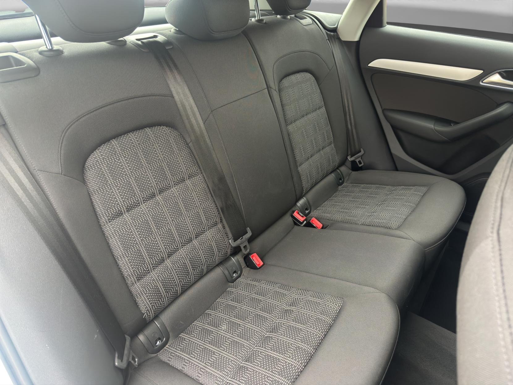 Audi Q3 2.0 TDI Sport SUV 5dr Diesel Manual Euro 6 (s/s) (150 ps)