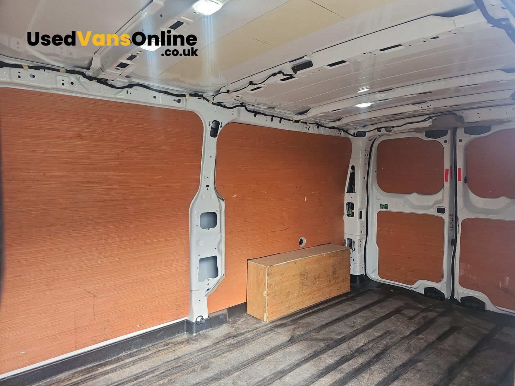 Ford Transit Custom 2.0 300 EcoBlue Limited Panel Van 5dr Diesel Manual L2 H1 Euro 6 (s/s) (136 ps)