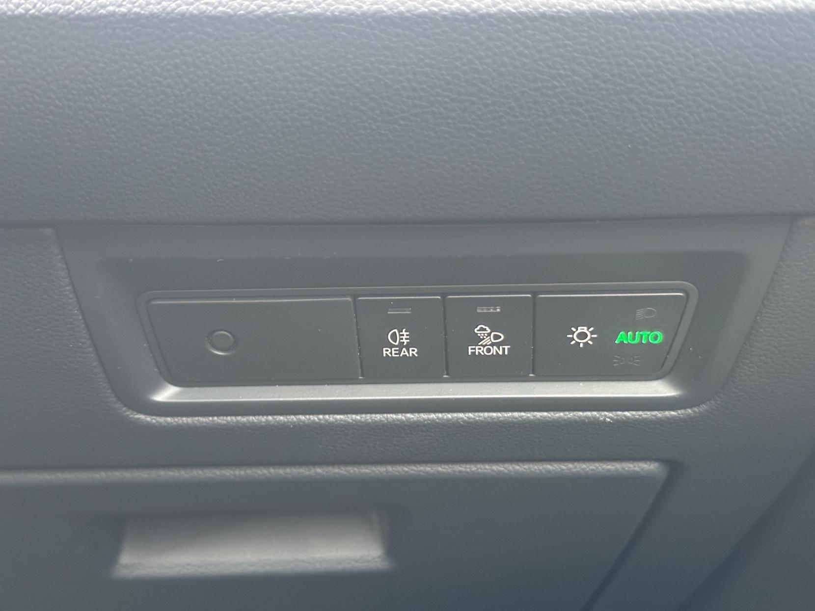 Volkswagen Touareg 3.0 TSI V6 14.3kWh R SUV 5dr Petrol Plug-in Hybrid Tiptronic 4Motion Euro 6 (s/s) (462 ps)