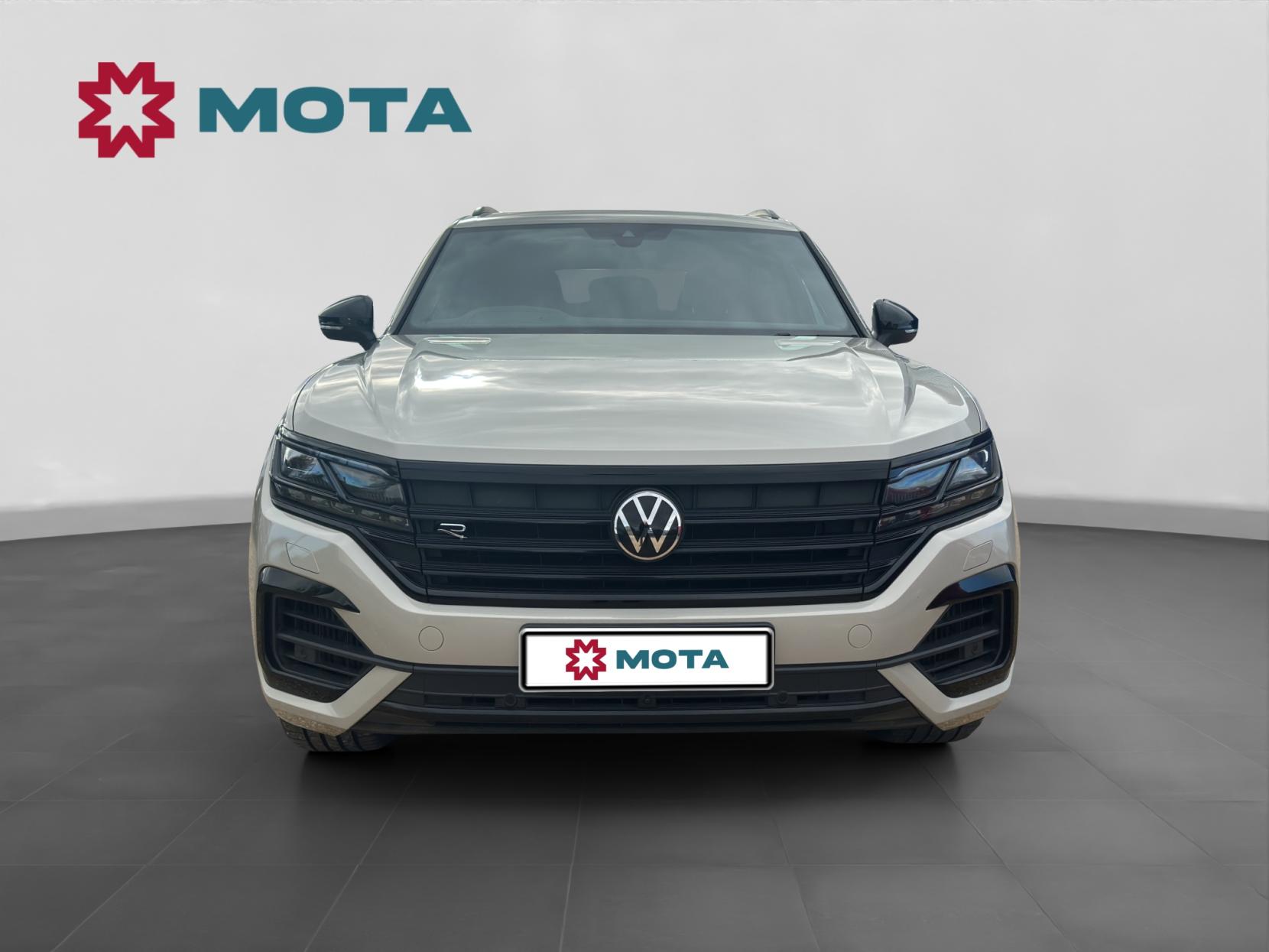 Volkswagen Touareg 3.0 TSI V6 14.3kWh R SUV 5dr Petrol Plug-in Hybrid Tiptronic 4Motion Euro 6 (s/s) (462 ps)