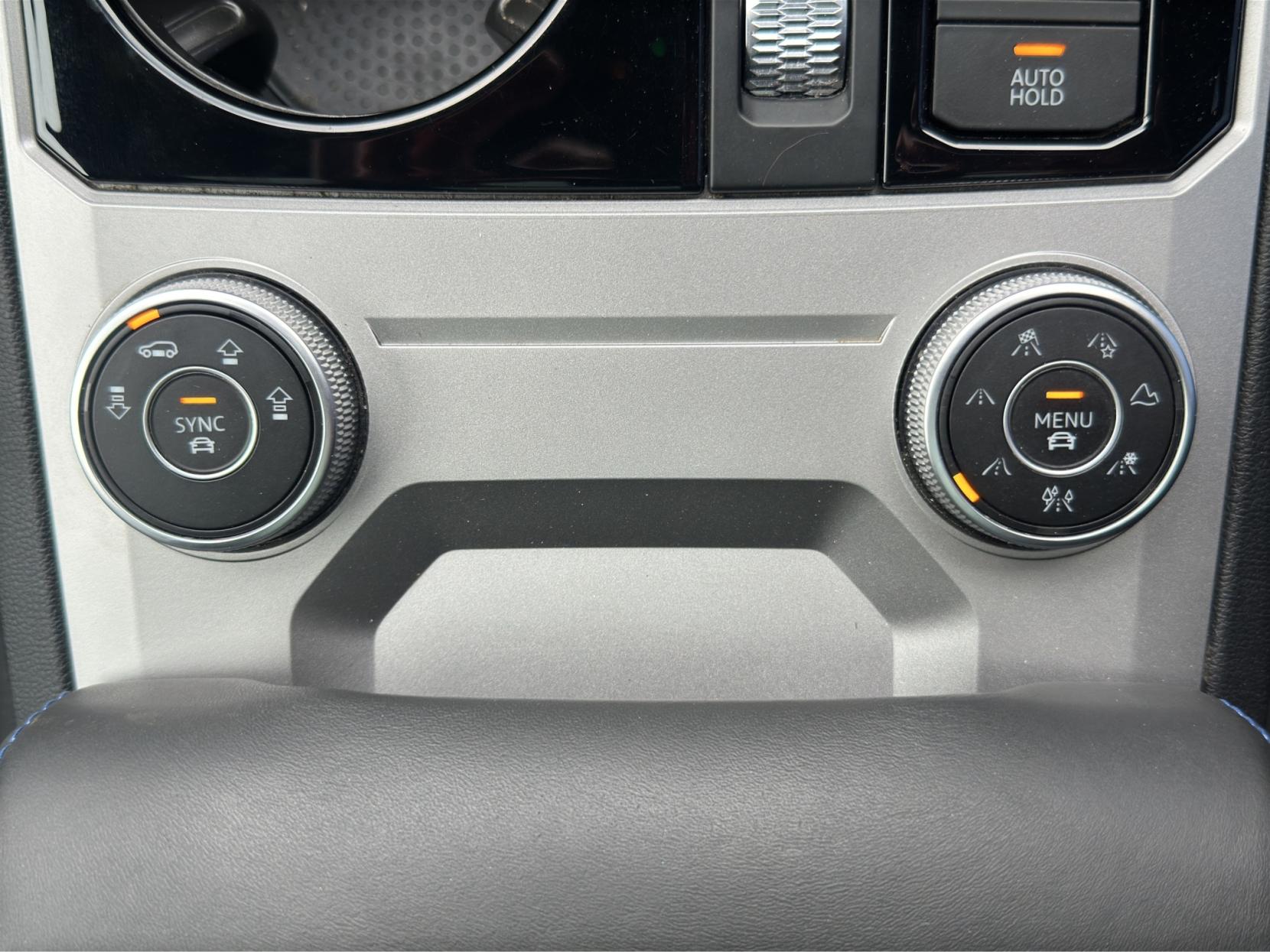 Volkswagen Touareg 3.0 TSI V6 14.3kWh R SUV 5dr Petrol Plug-in Hybrid Tiptronic 4Motion Euro 6 (s/s) (462 ps)